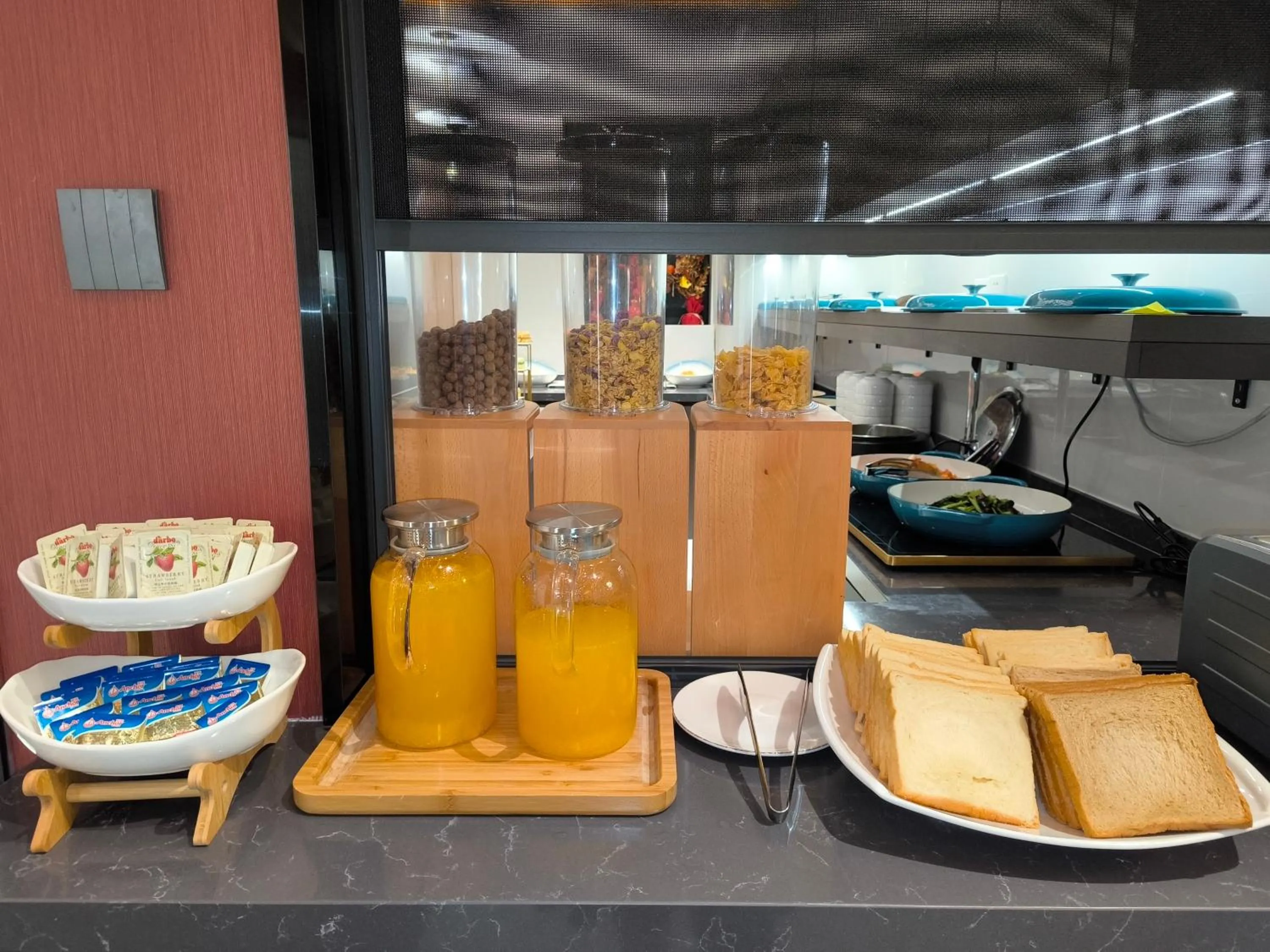 Breakfast in Xishu Garden Inn - Travel Agency service - Car Rent service - English Speaking