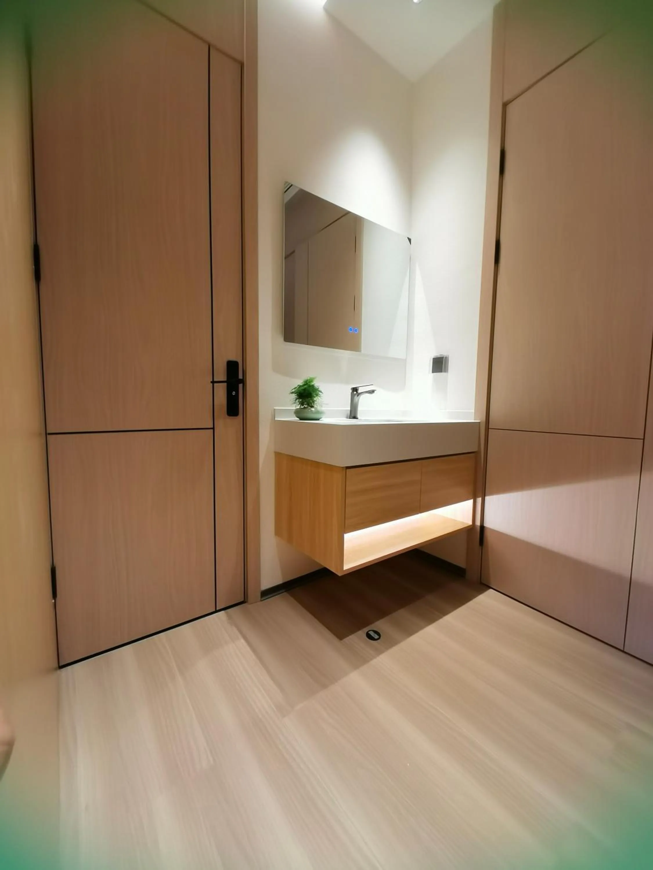 Toilet in Xishu Garden Inn - Travel Agency service - Car Rent service - English Speaking