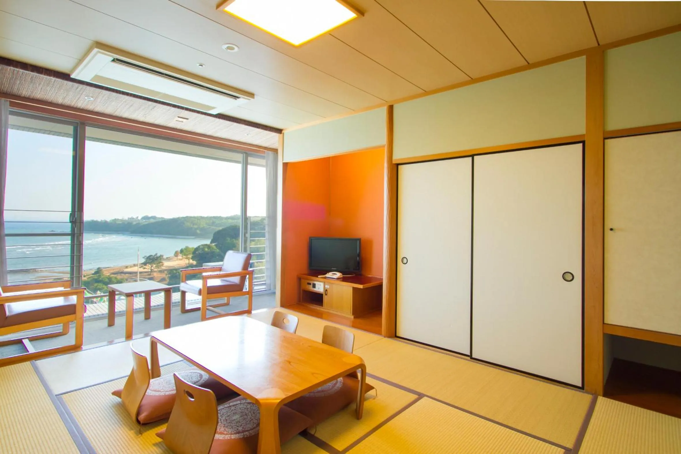 Photo of the whole room in Spa and Resort Hotel Solage Oita Hiji Beppuwan