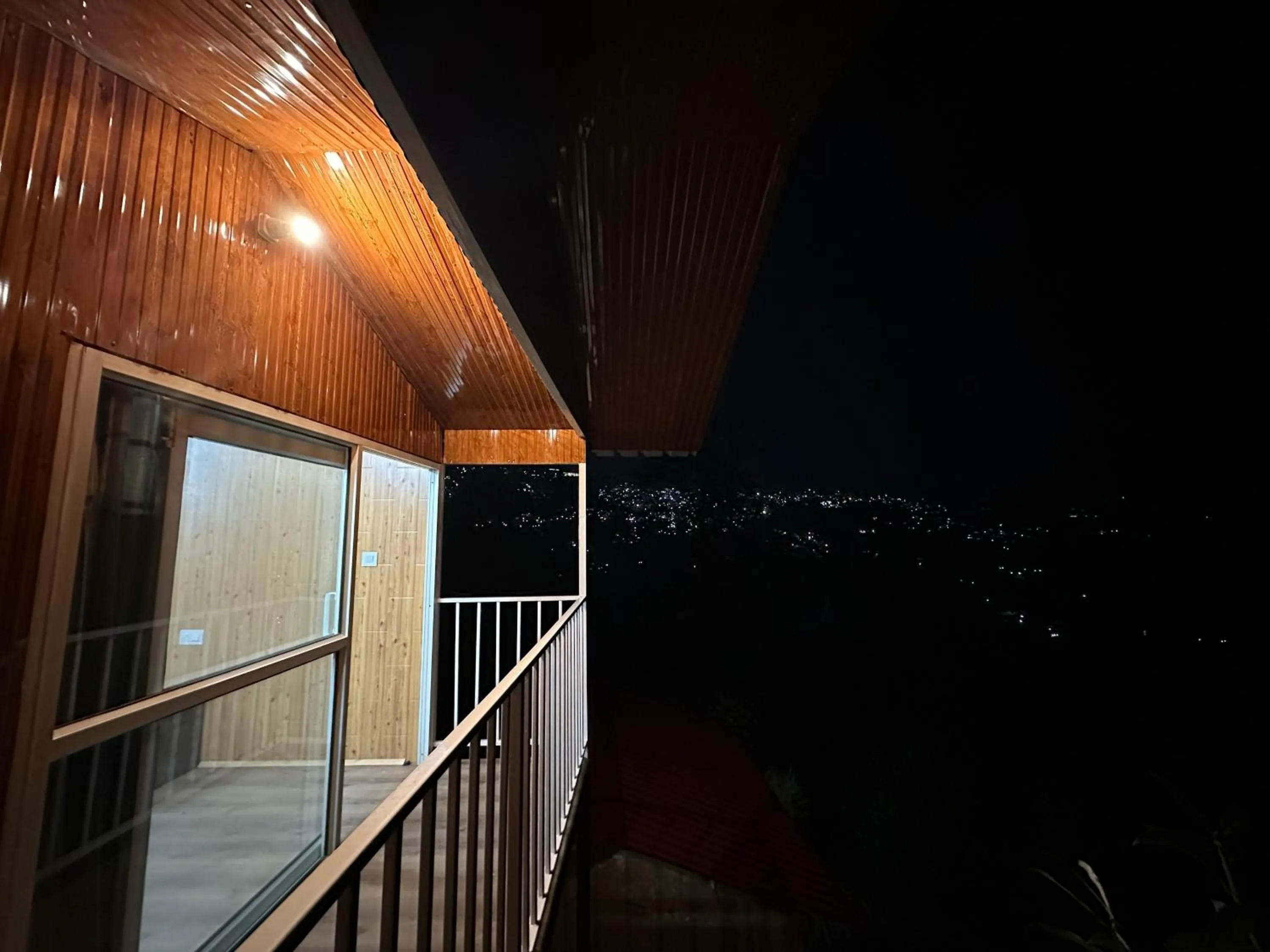 Balcony/Terrace in TREE HOUSE BY THE CITY ESCAPE