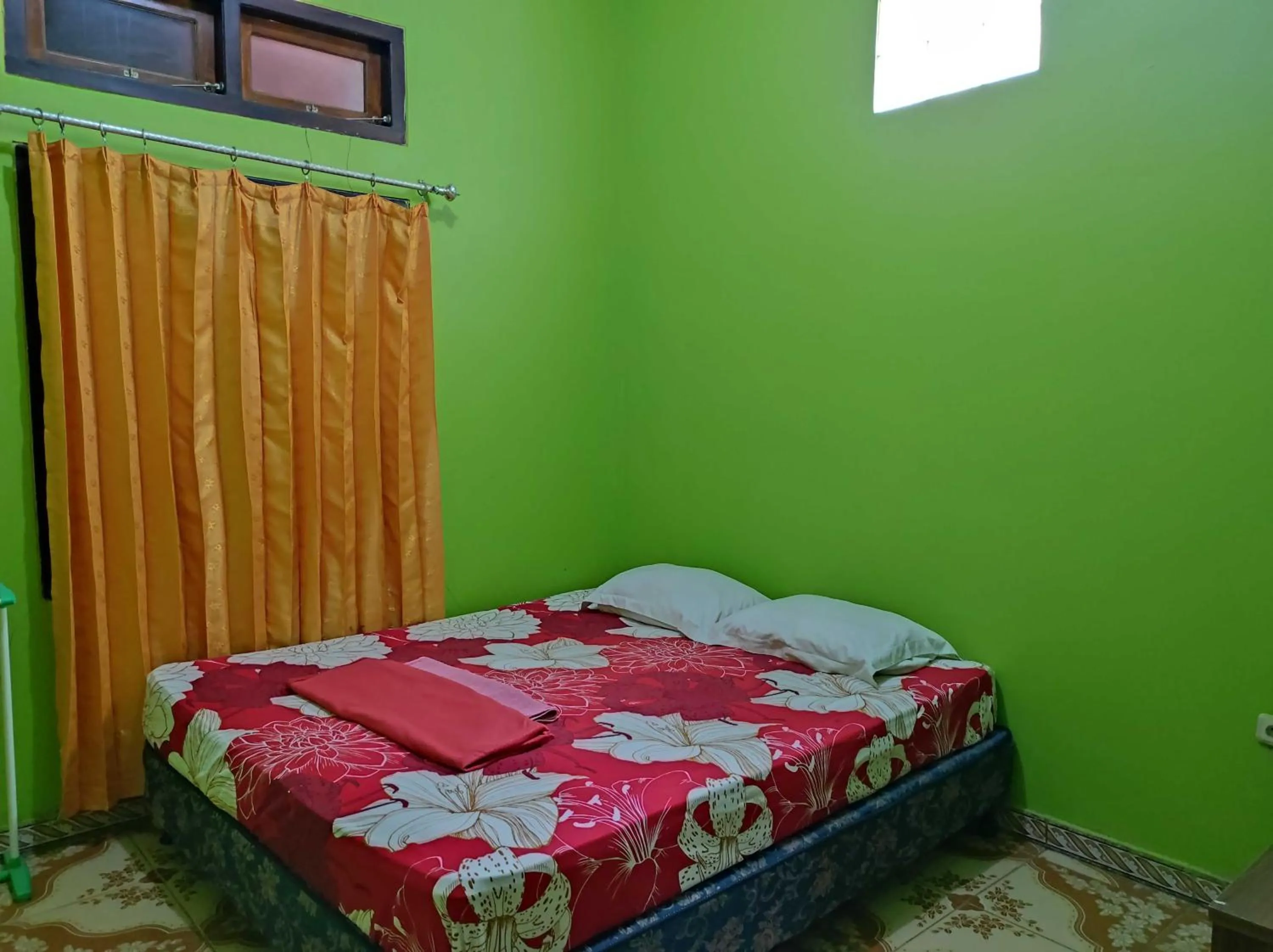 Bed in Hotel O Homestay Aqsa