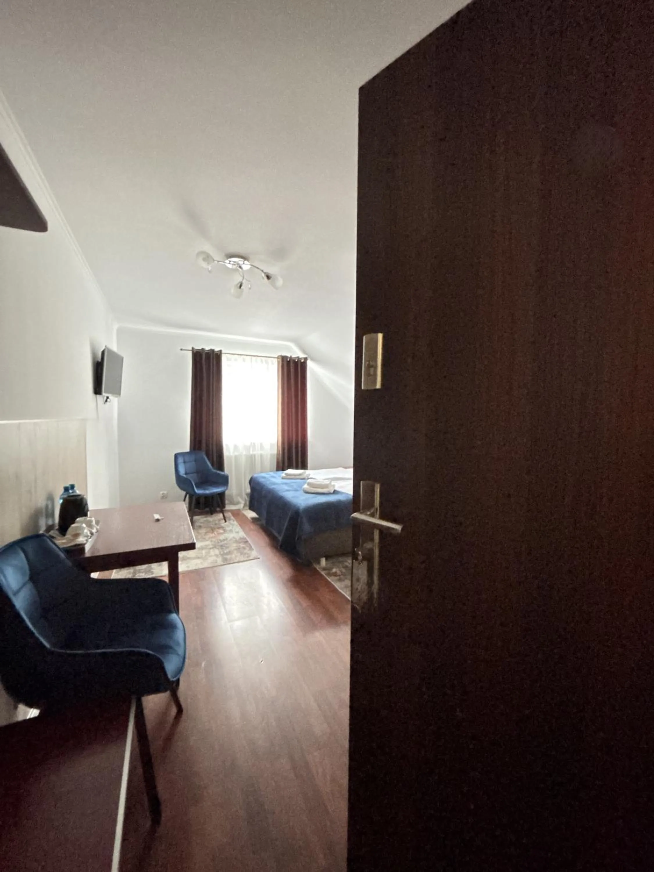 Photo of the whole room, Bed in Villa Victoria