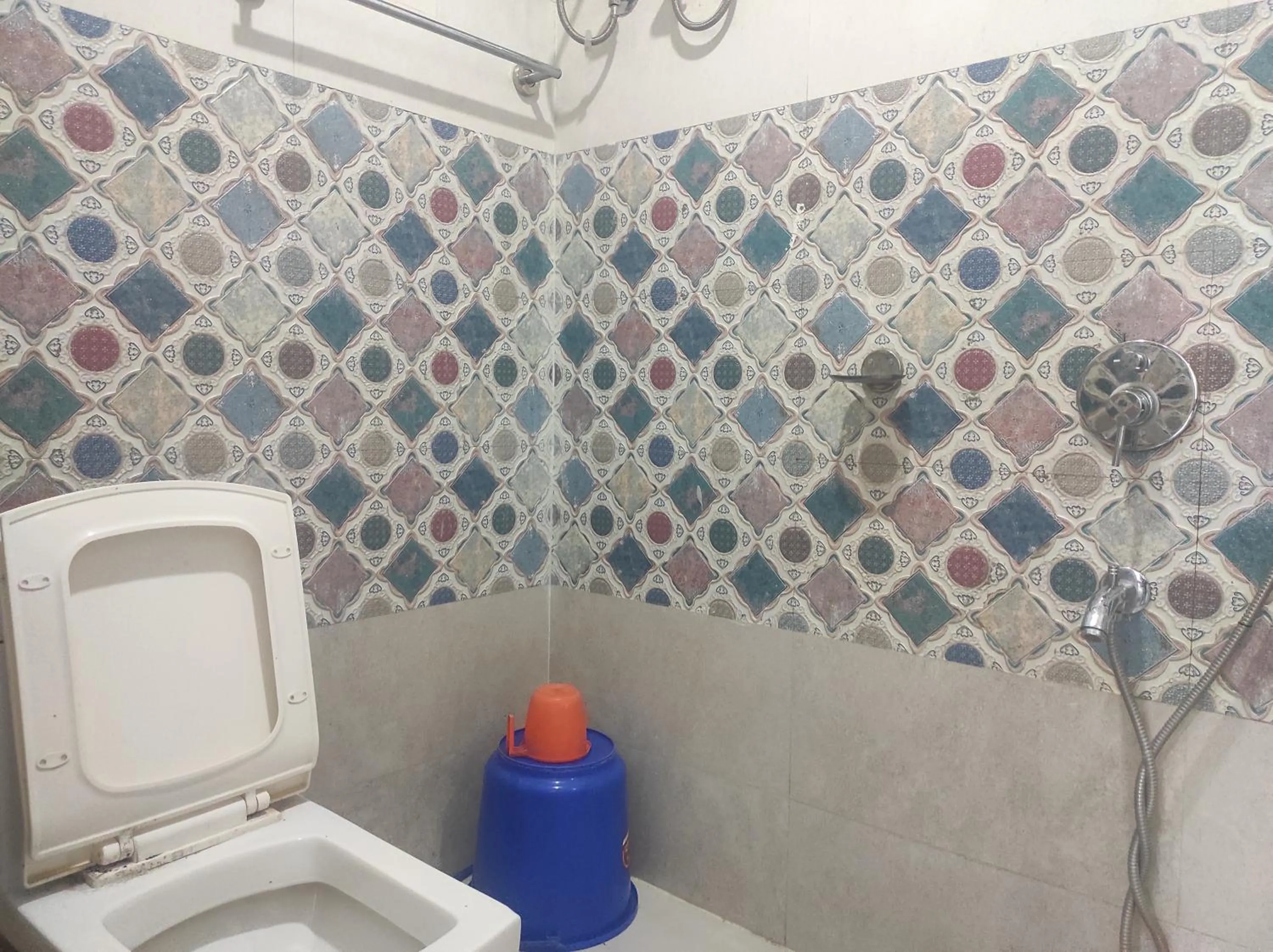 Shower in HOTEL SG HUB TOWER