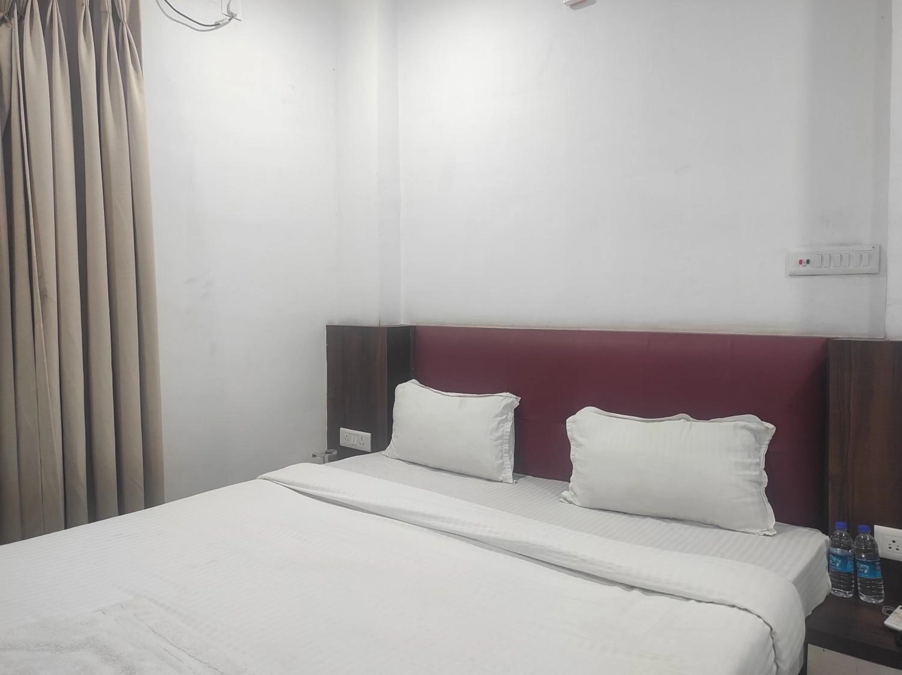 Bed in HOTEL SG HUB TOWER