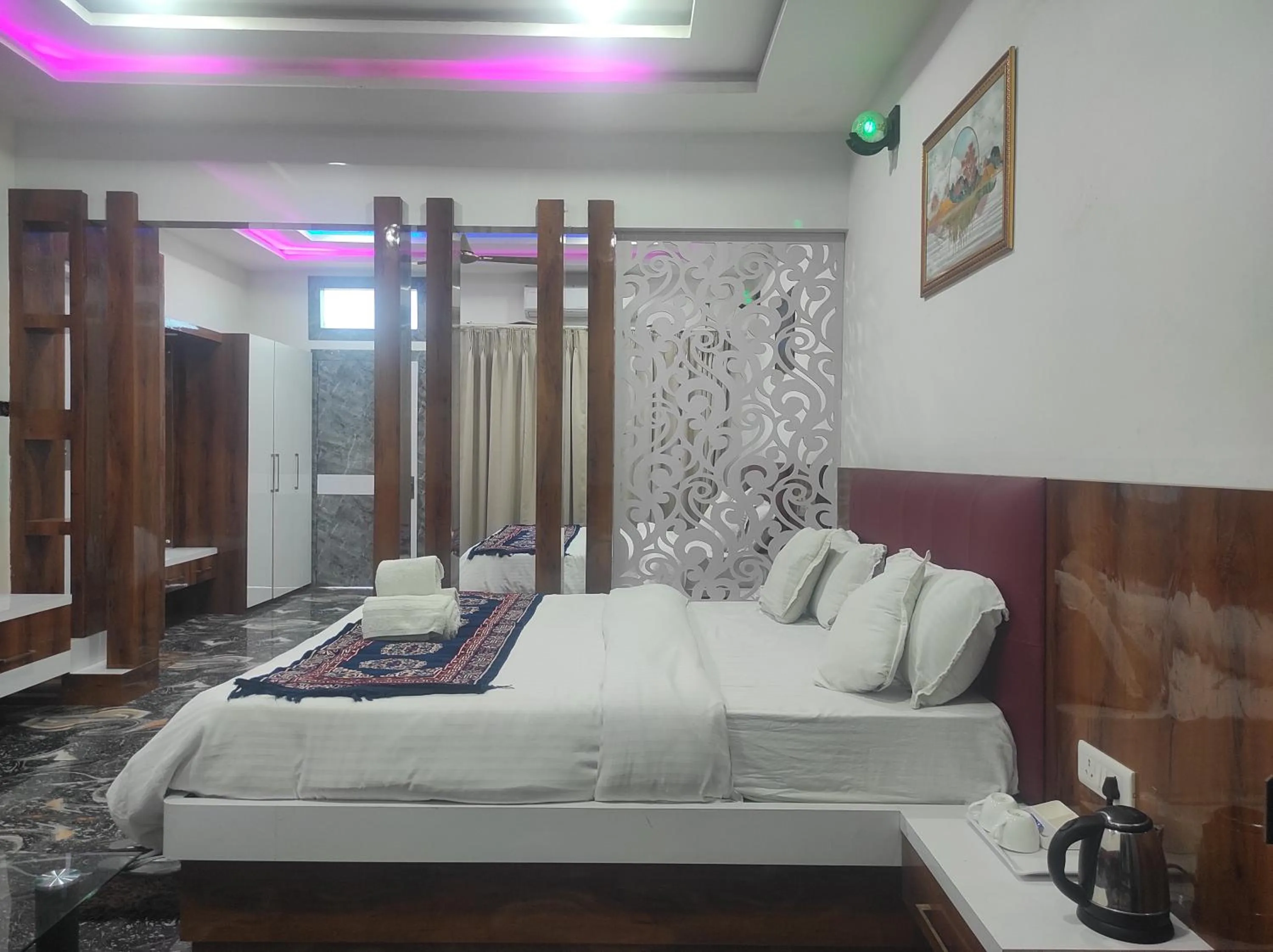 Bed in HOTEL SG HUB TOWER