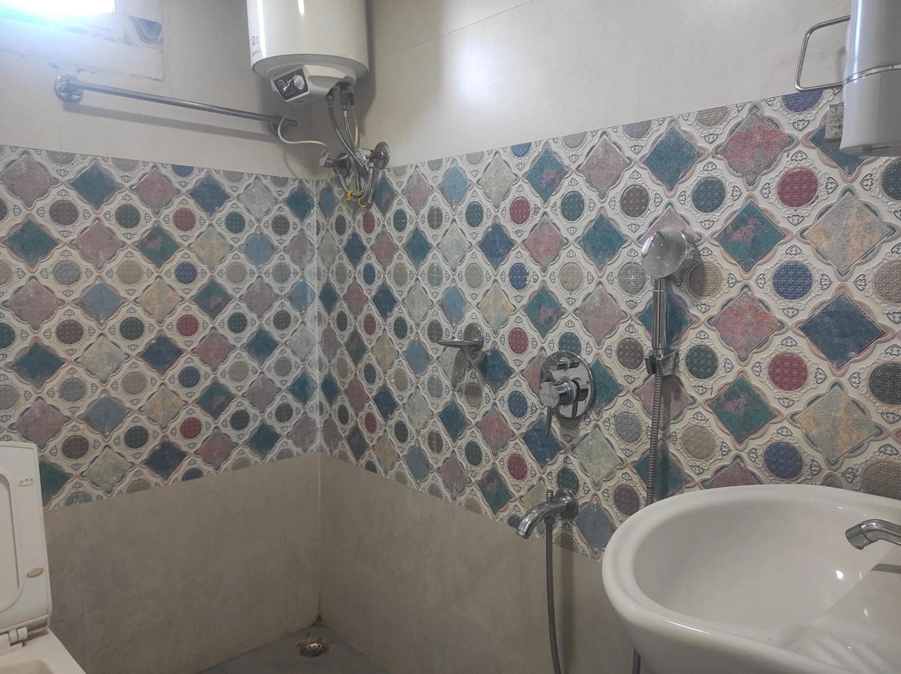 Shower in HOTEL SG HUB TOWER