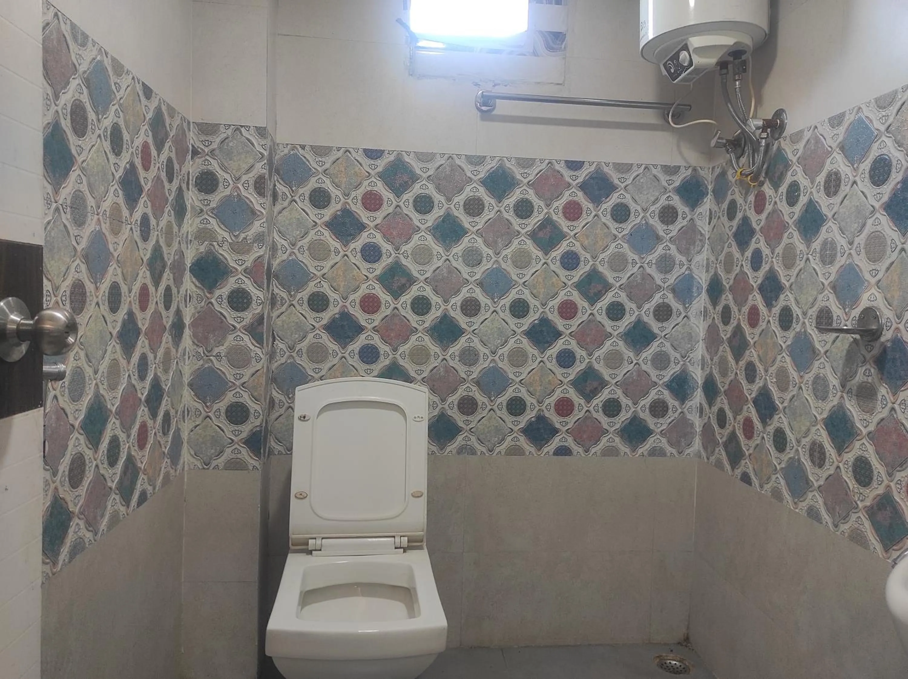 Shower in HOTEL SG HUB TOWER