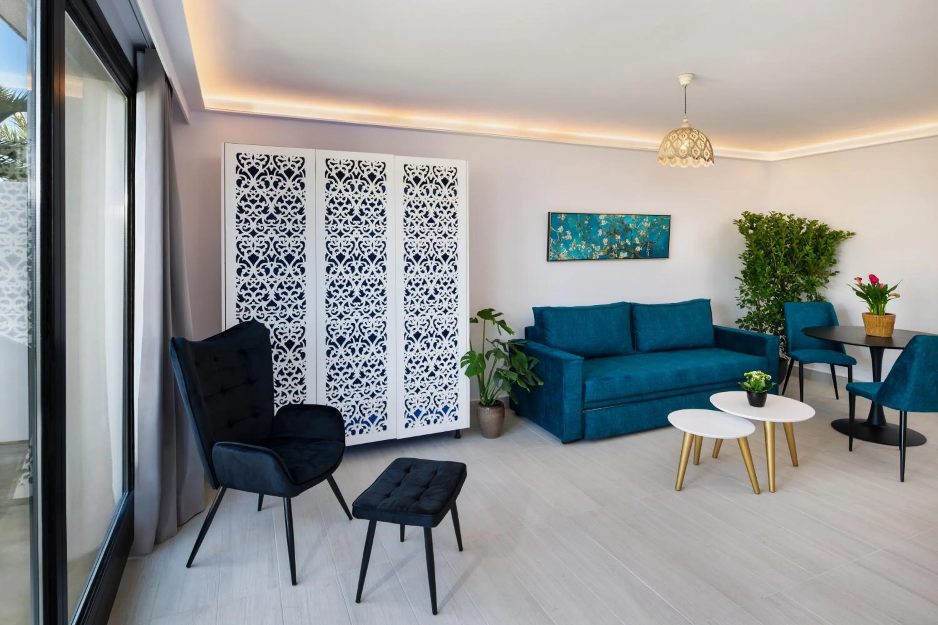 Living room in Palm Island Suites