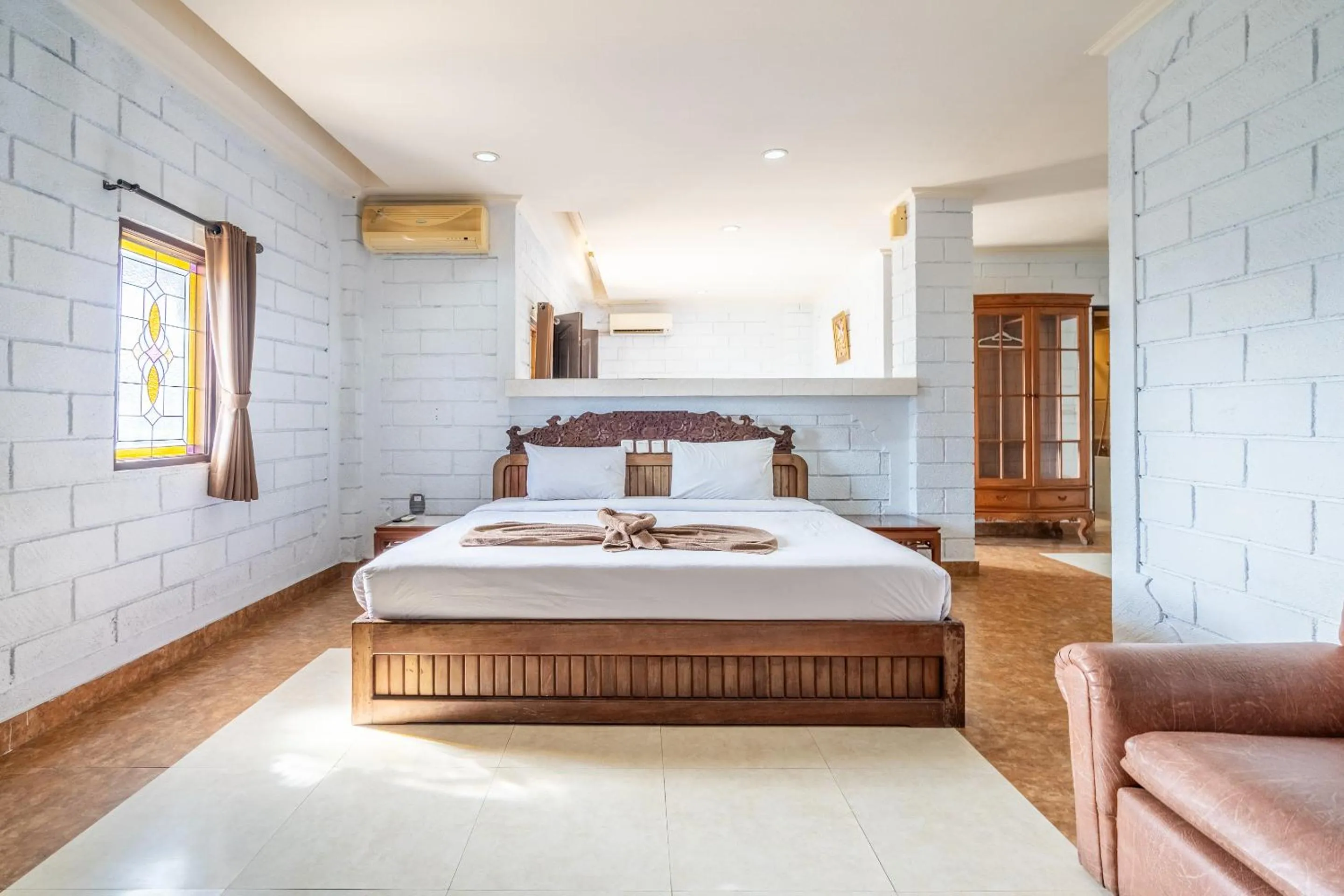 Photo of the whole room, Bed in Ammara Legian By Vilarisi - 8 Minute Walk To The Beach