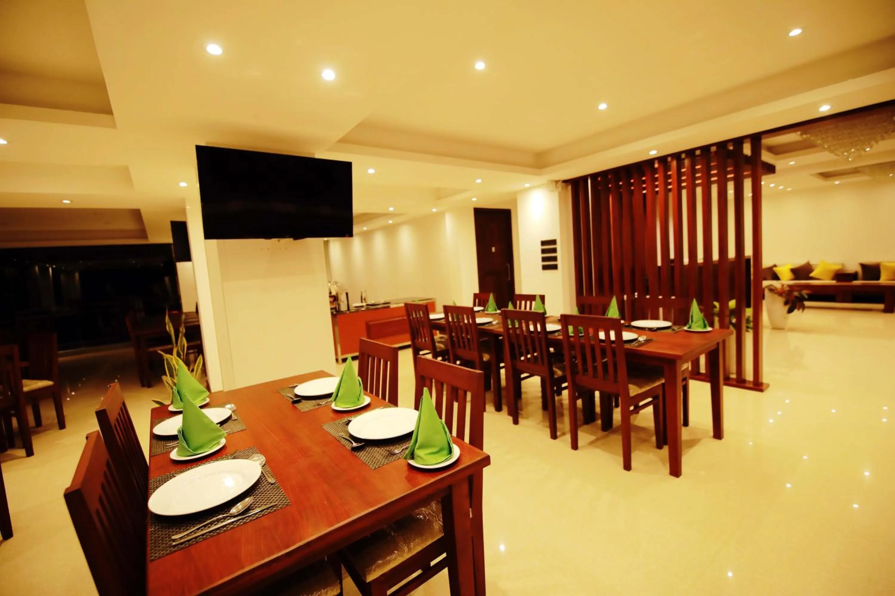 Restaurant/places to eat in Single Tree Mount Hotel