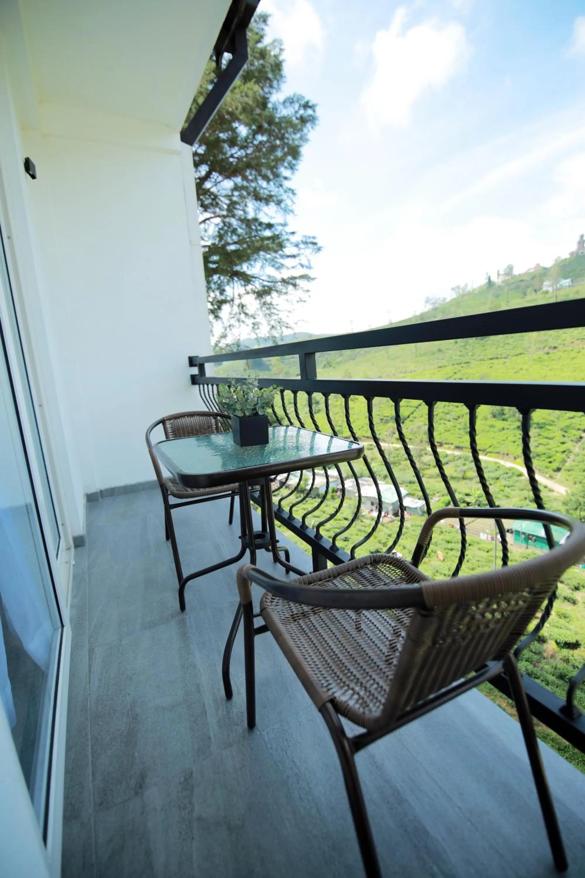 Balcony/Terrace in Single Tree Mount Hotel