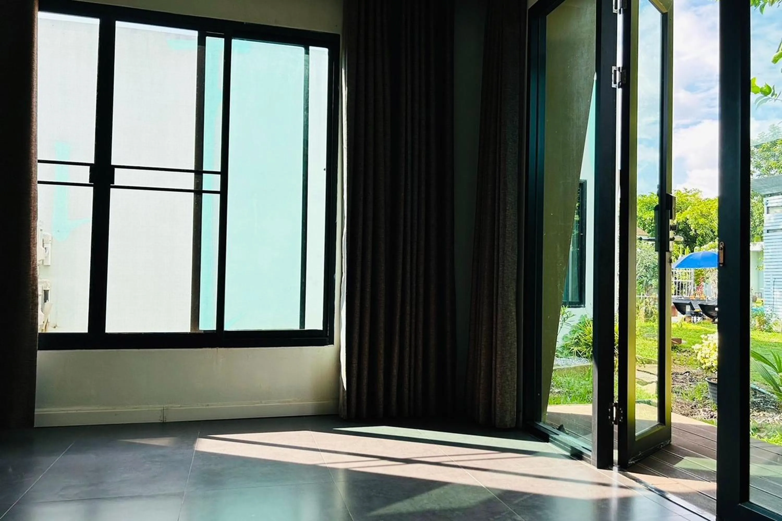 Property building in Thai Good Arts Resort