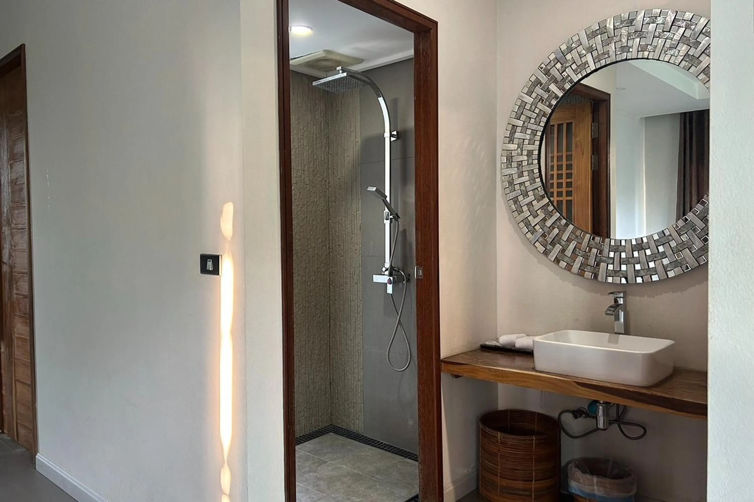 Bathroom in Thai Good Arts Resort