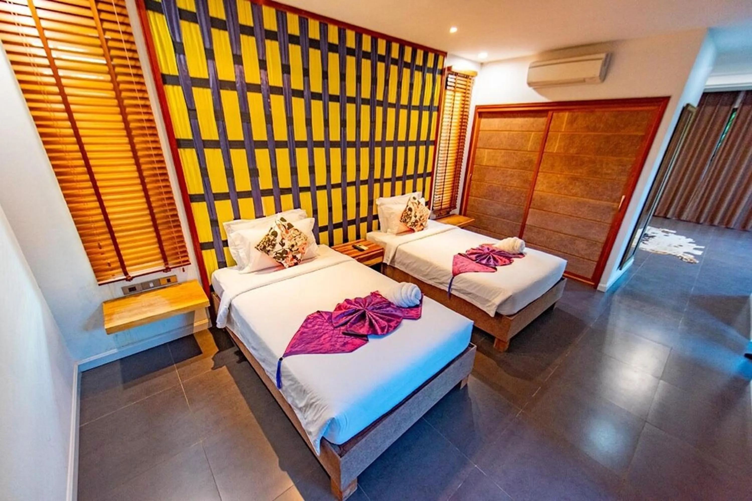 Bed in Thai Good Arts Resort