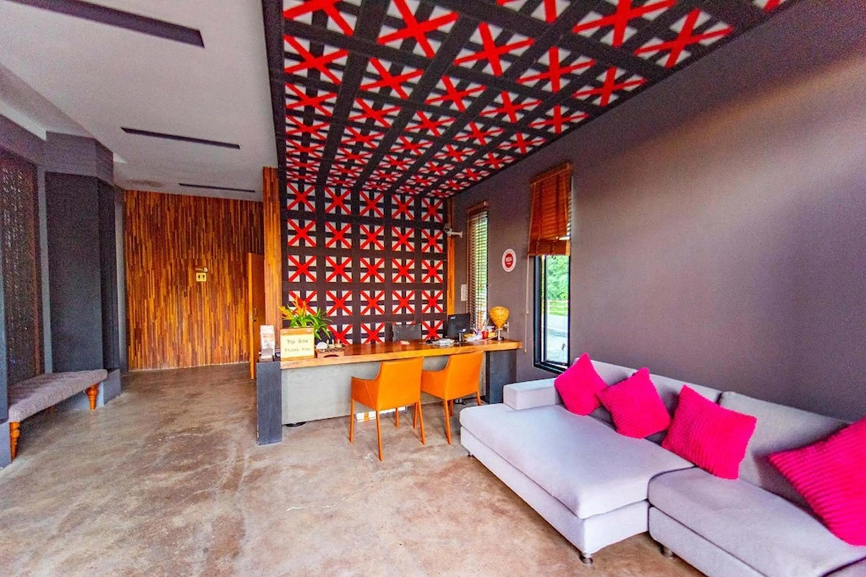 Seating area in Thai Good Arts Resort