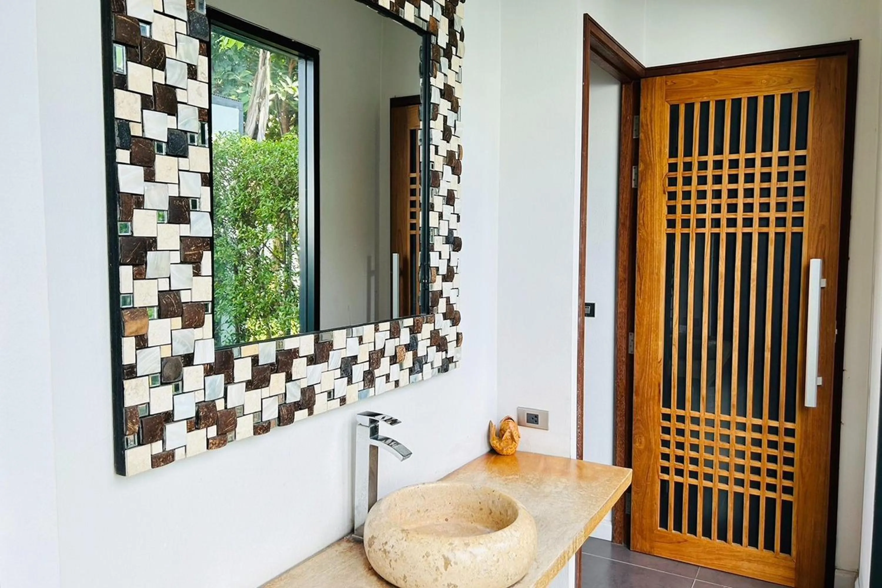 Bathroom in Thai Good Arts Resort