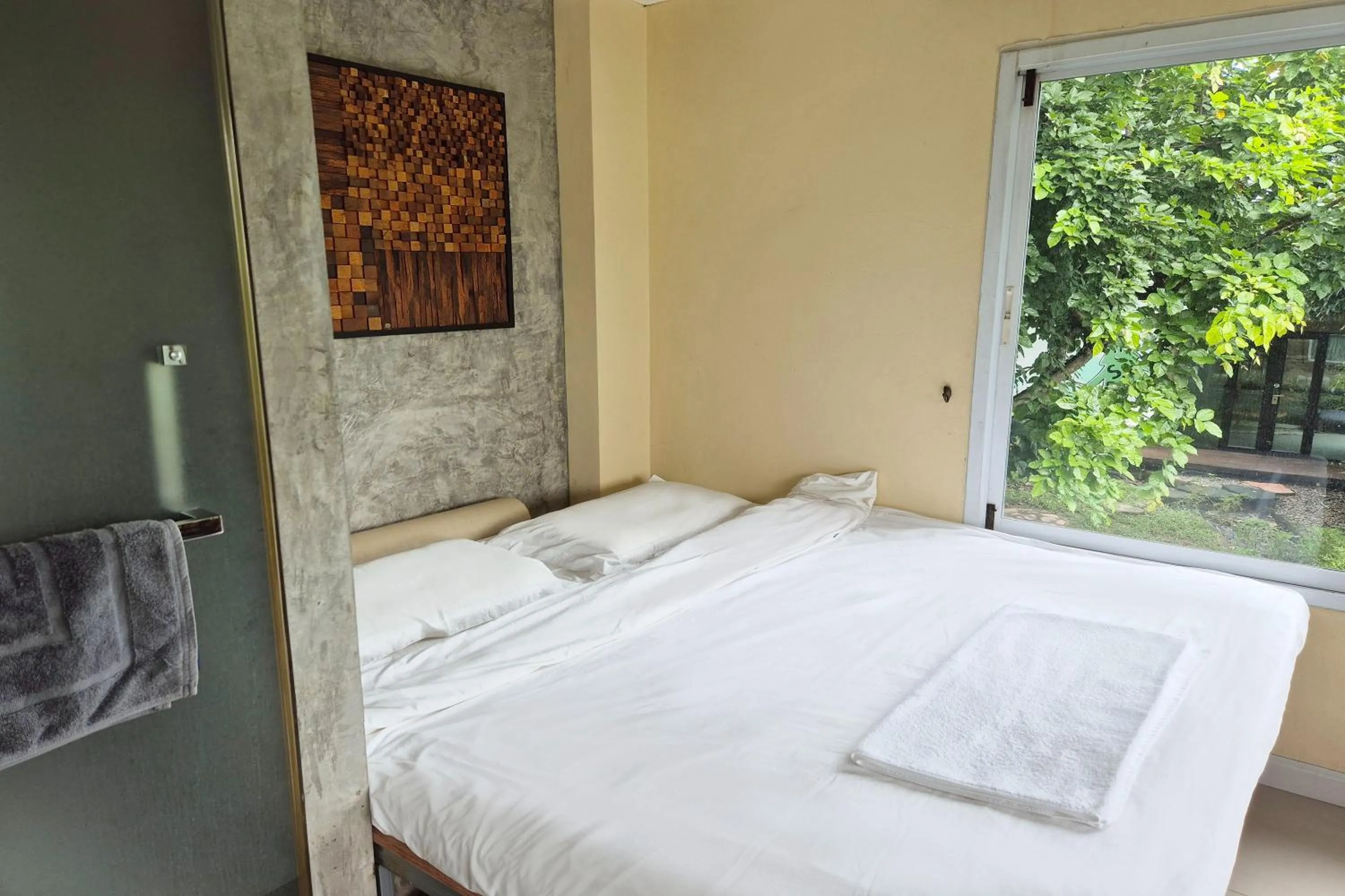 Bedroom in Thai Good Arts Resort