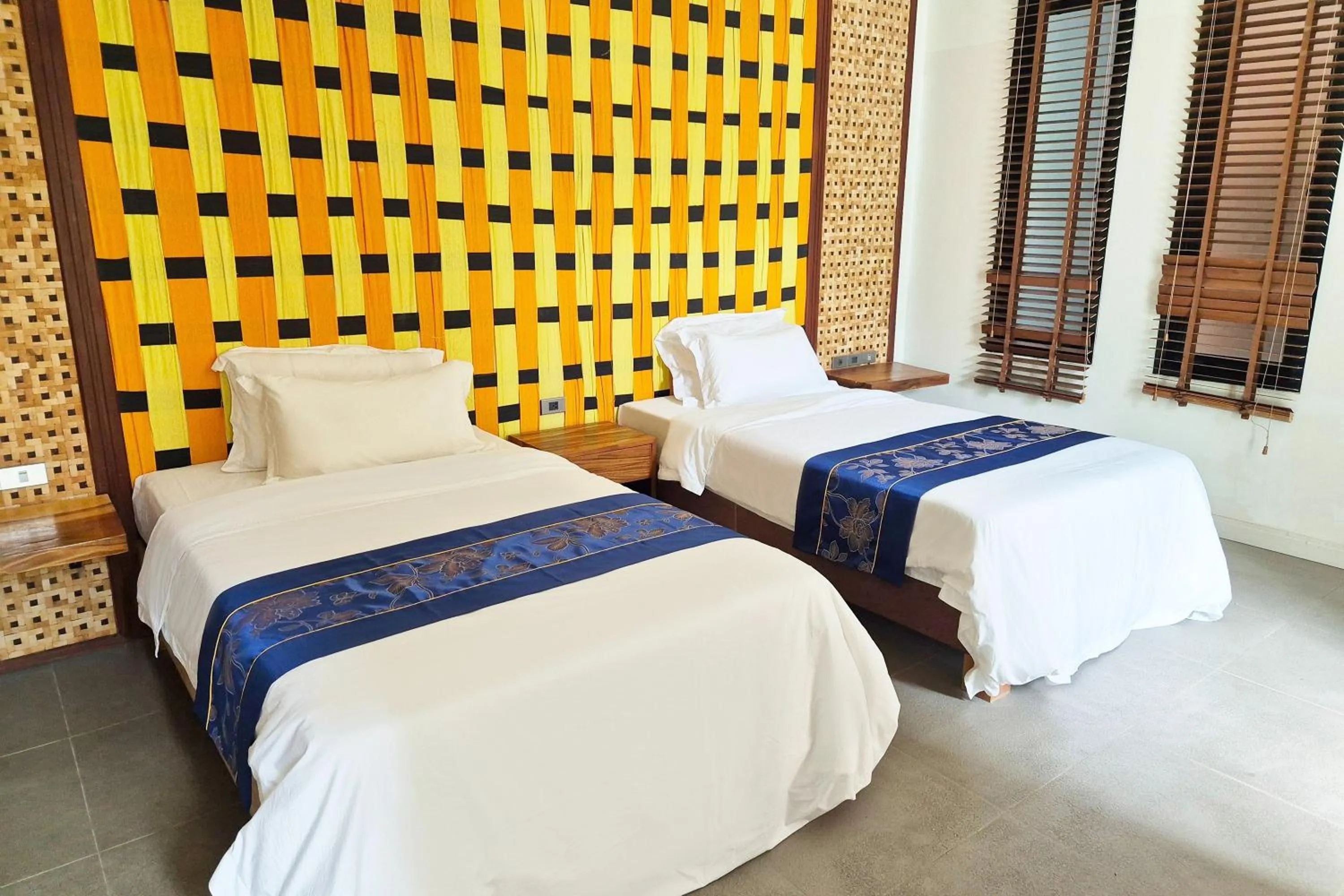 Bed in Thai Good Arts Resort