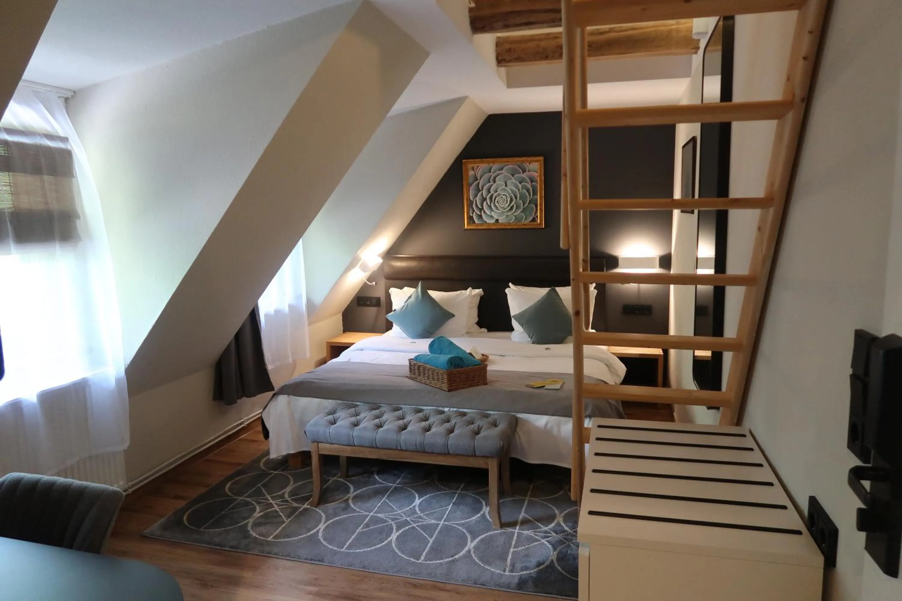 Photo of the whole room in Lodge Seaside Boutique Hotel