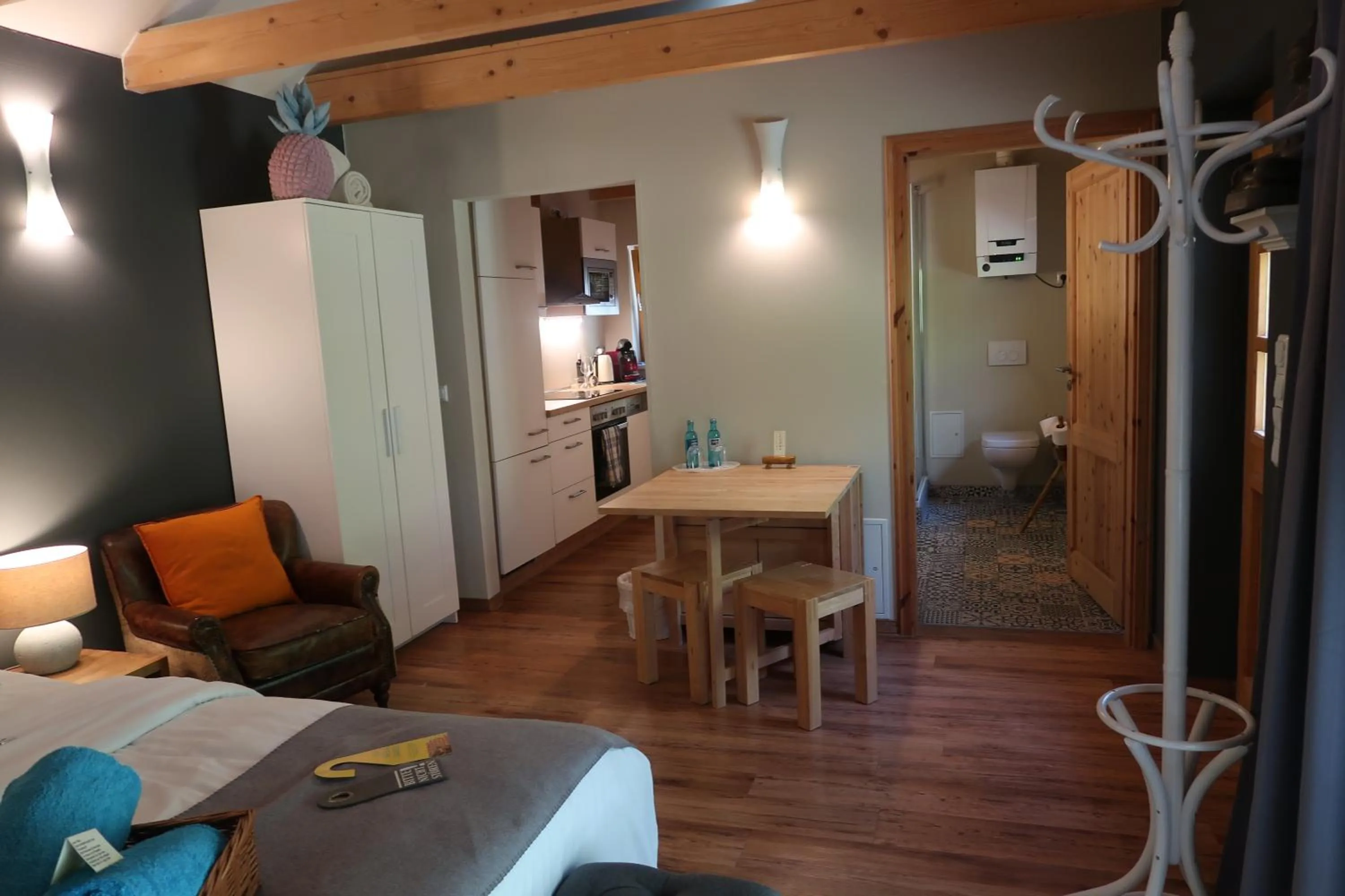 Photo of the whole room in Lodge Seaside Boutique Hotel