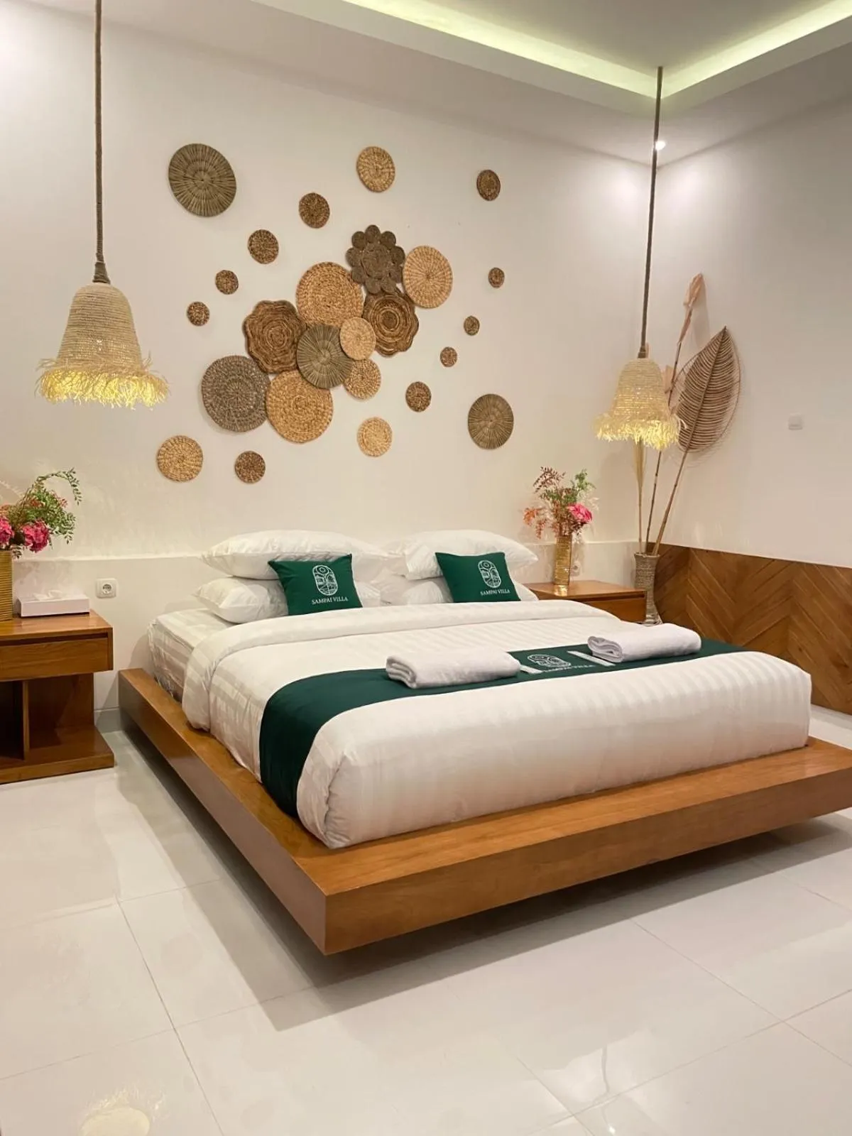 Bed in Sampai Villa Santiva