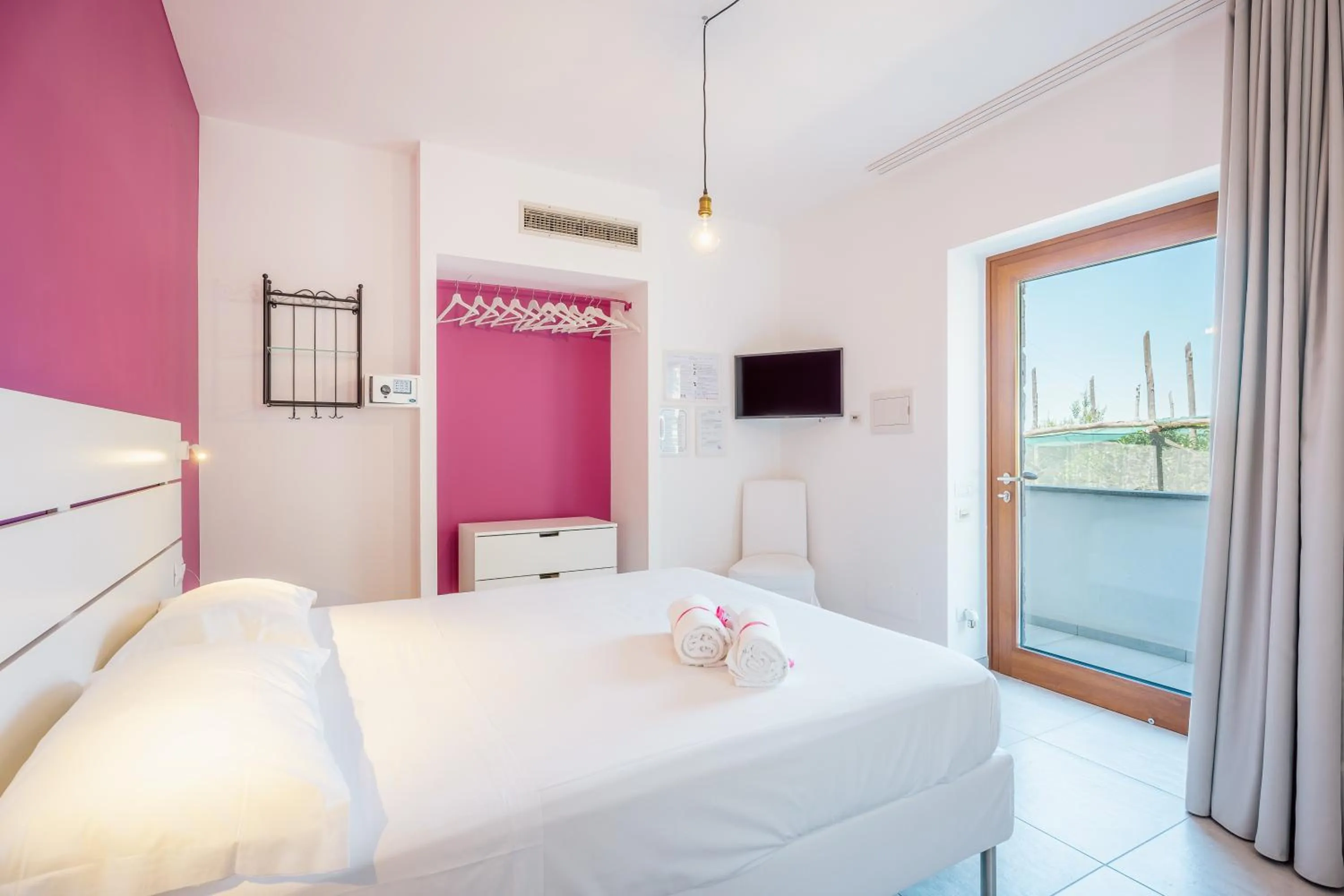 Double Room with Garden View in Casa Clementina Marciano