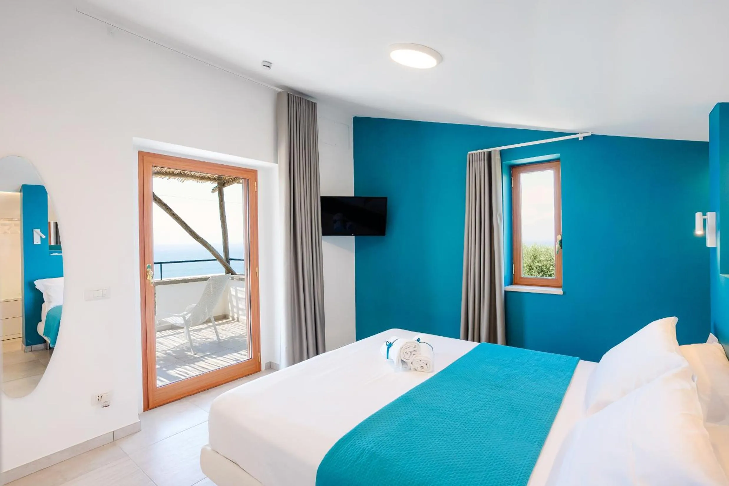 Photo of the whole room, Bed in Casa Clementina Marciano