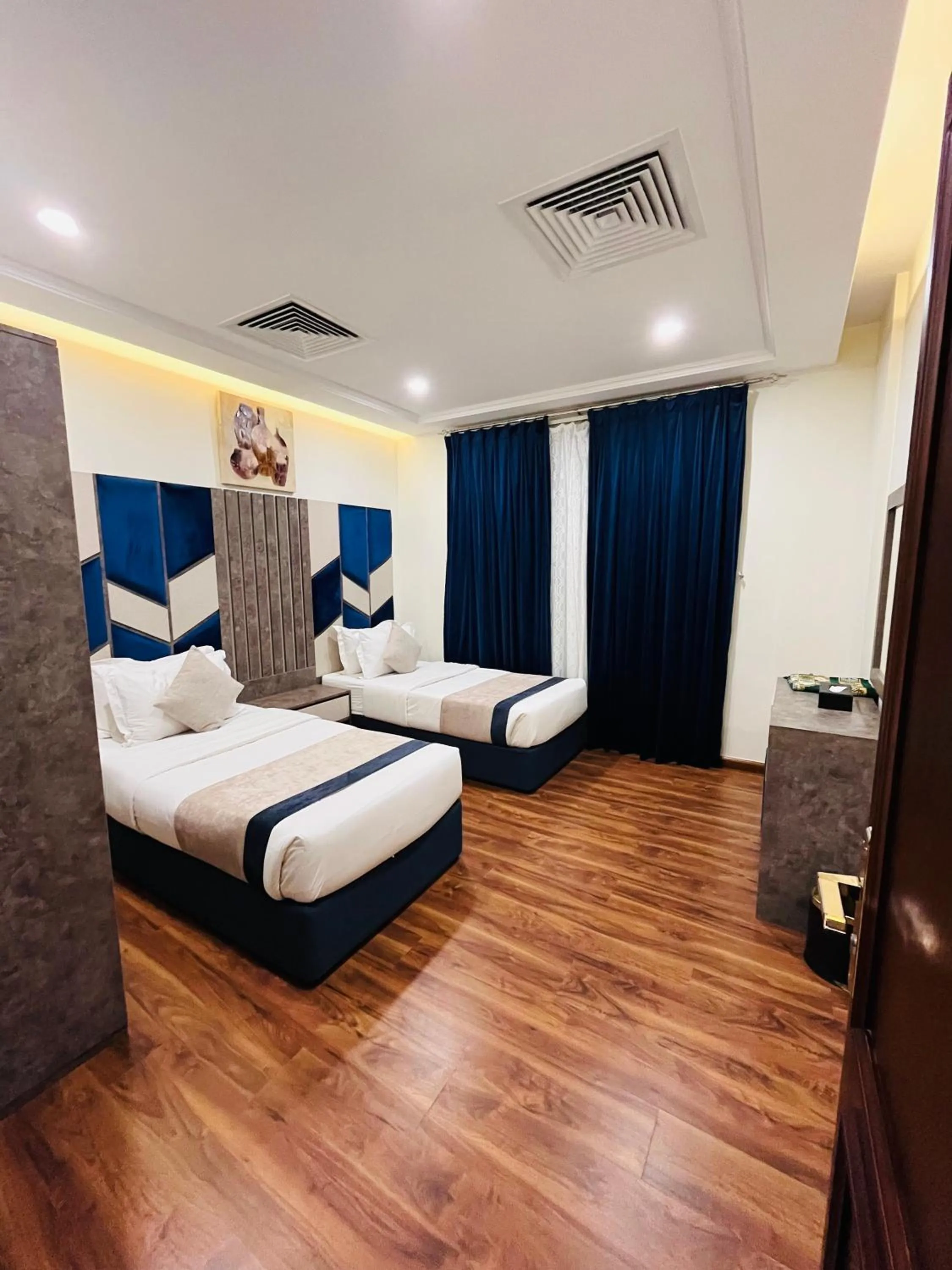 Bed in Mabeet Al-Khobar