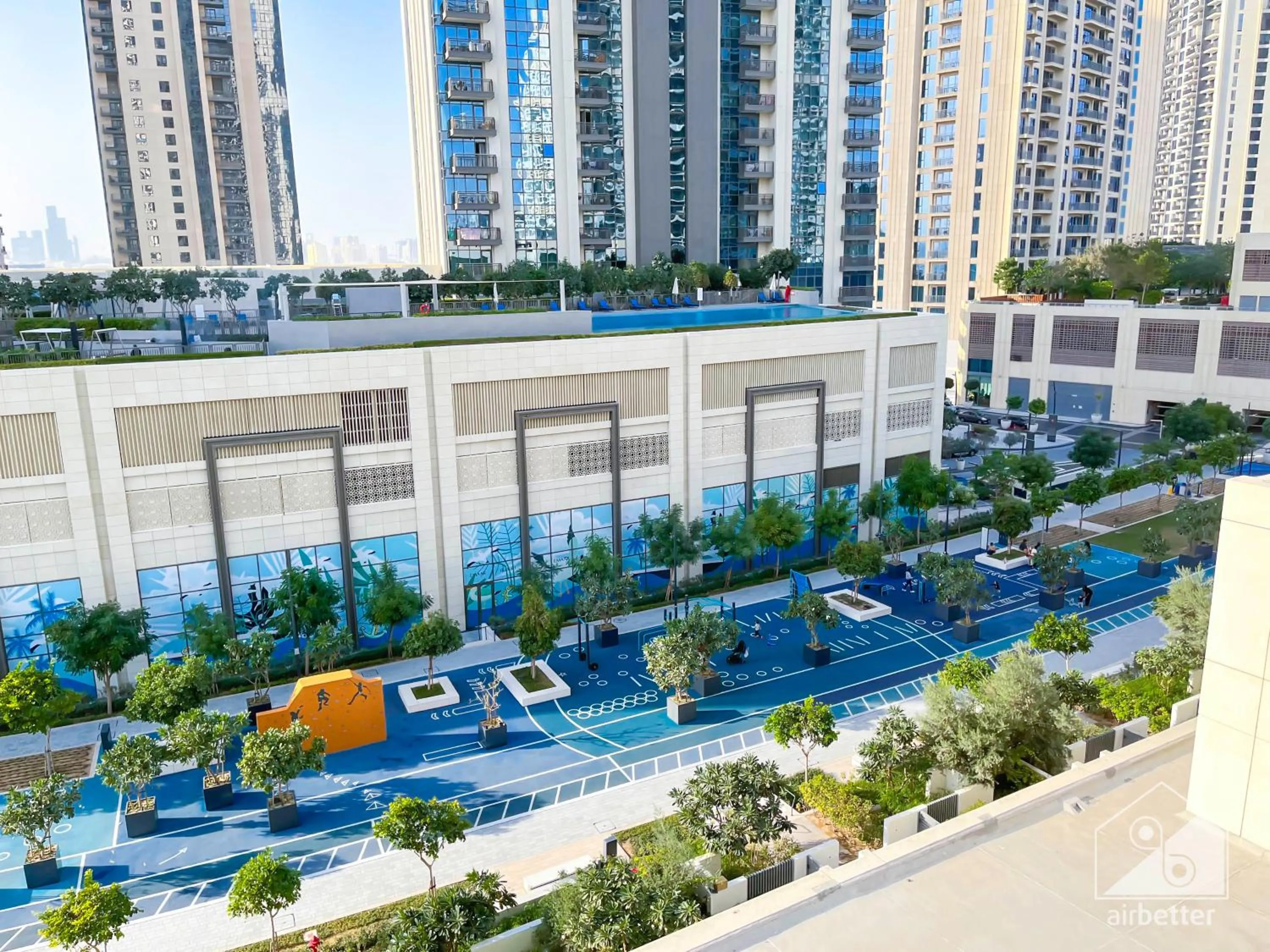 Luxurious stay Dubai Creek Balcony & View