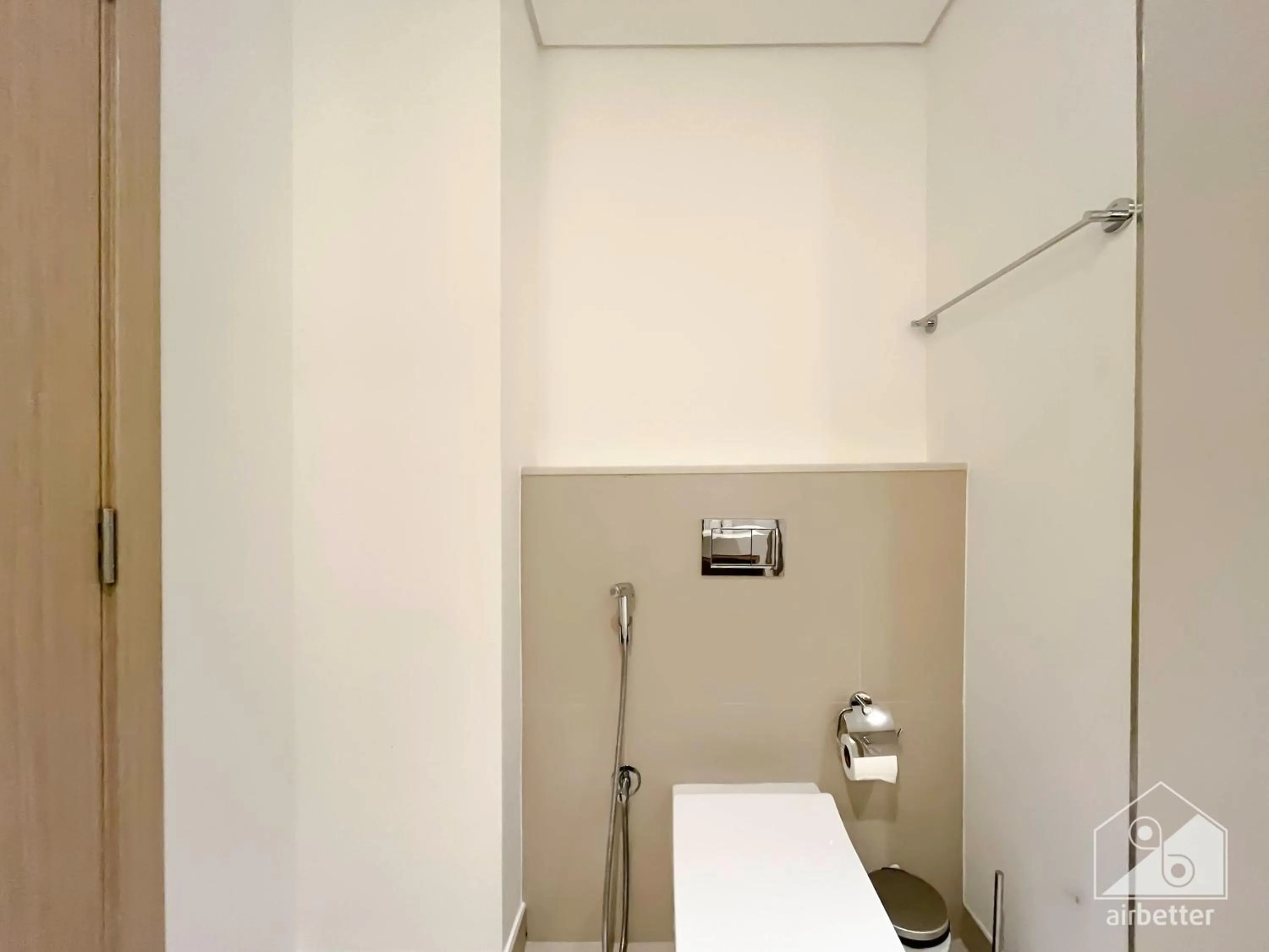 Luxurious stay Dubai Creek Balcony & View