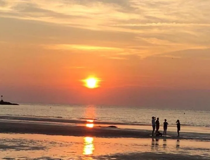 Beach in YOUR FIRST DAY Hotel on Aruba