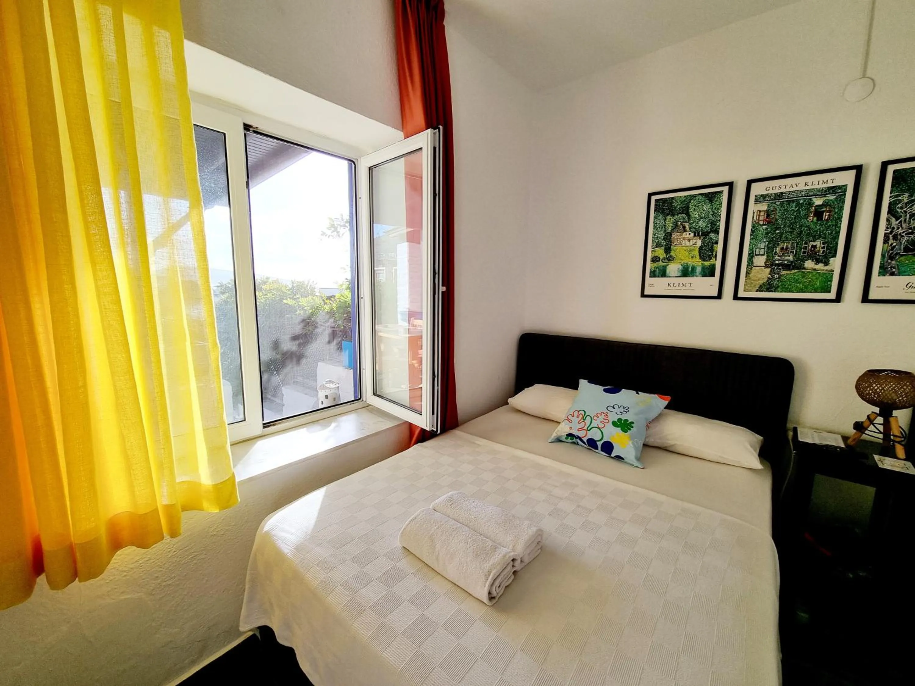 View (from property/room), Bed in Fethiye Motel