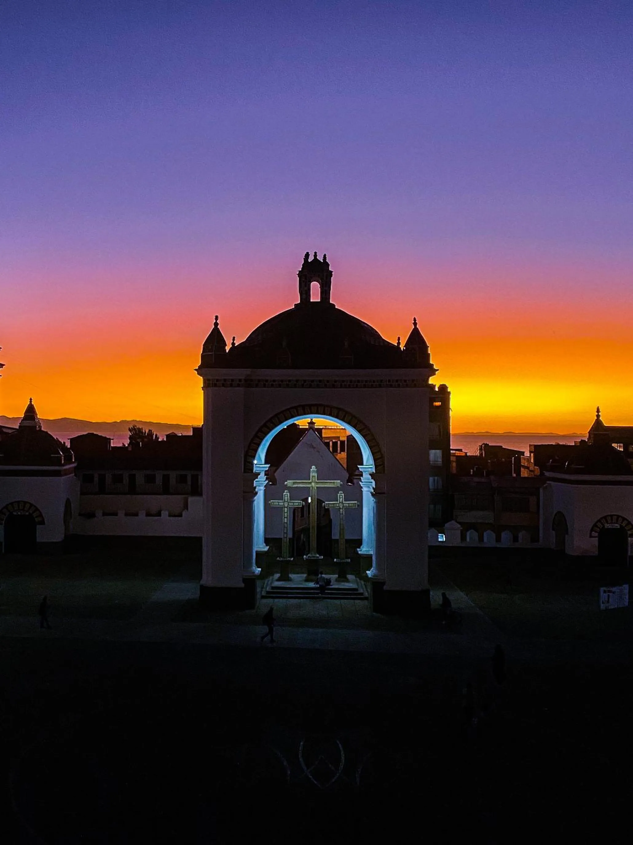 Sunset in Mia Posada Copacabana