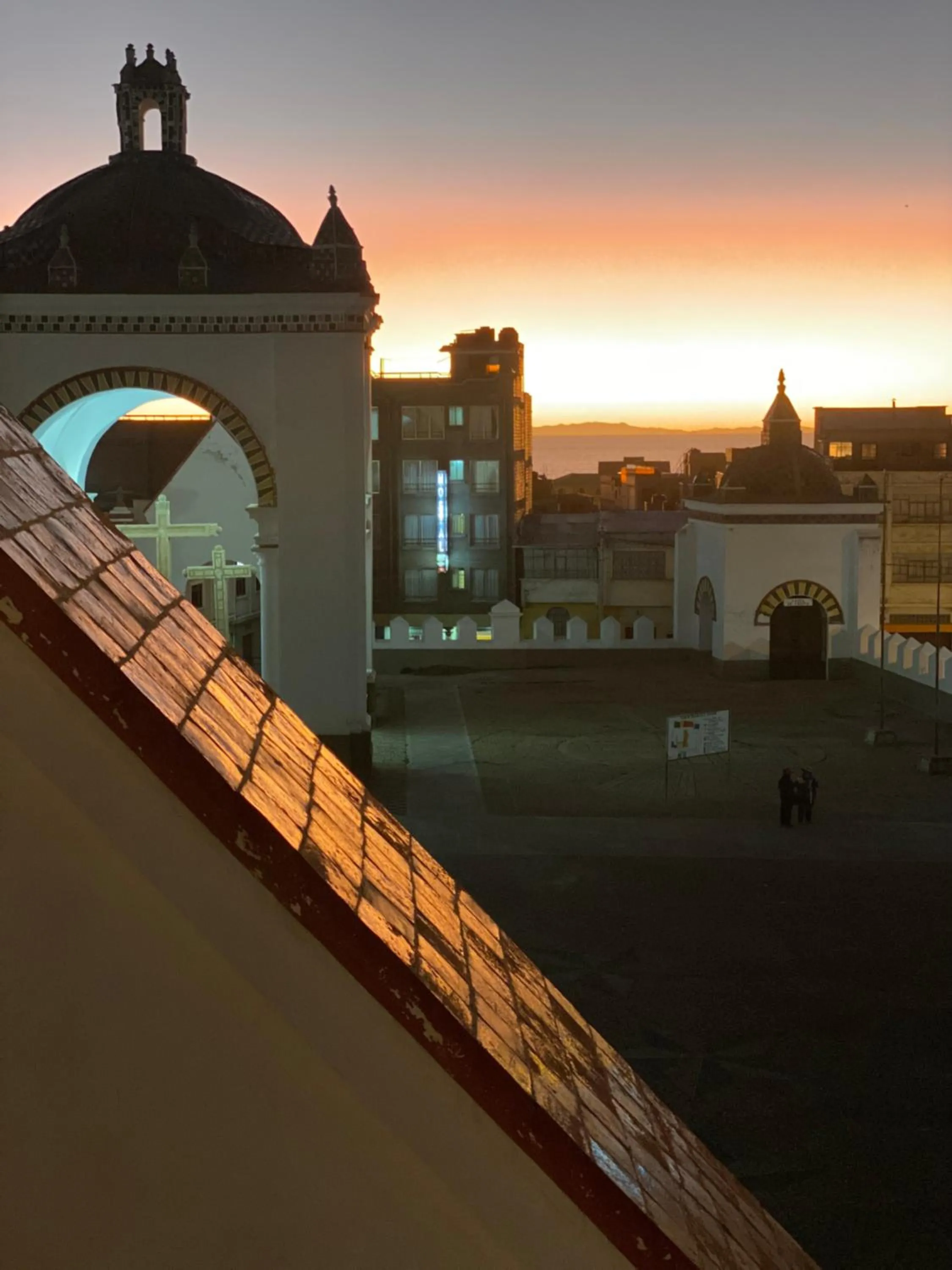 Mia Posada Copacabana