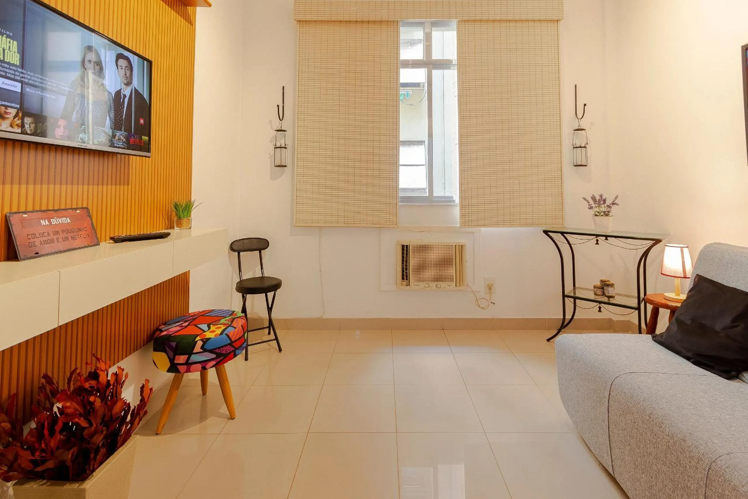 Living room in Copacabana Refúgio na Beira da Praia