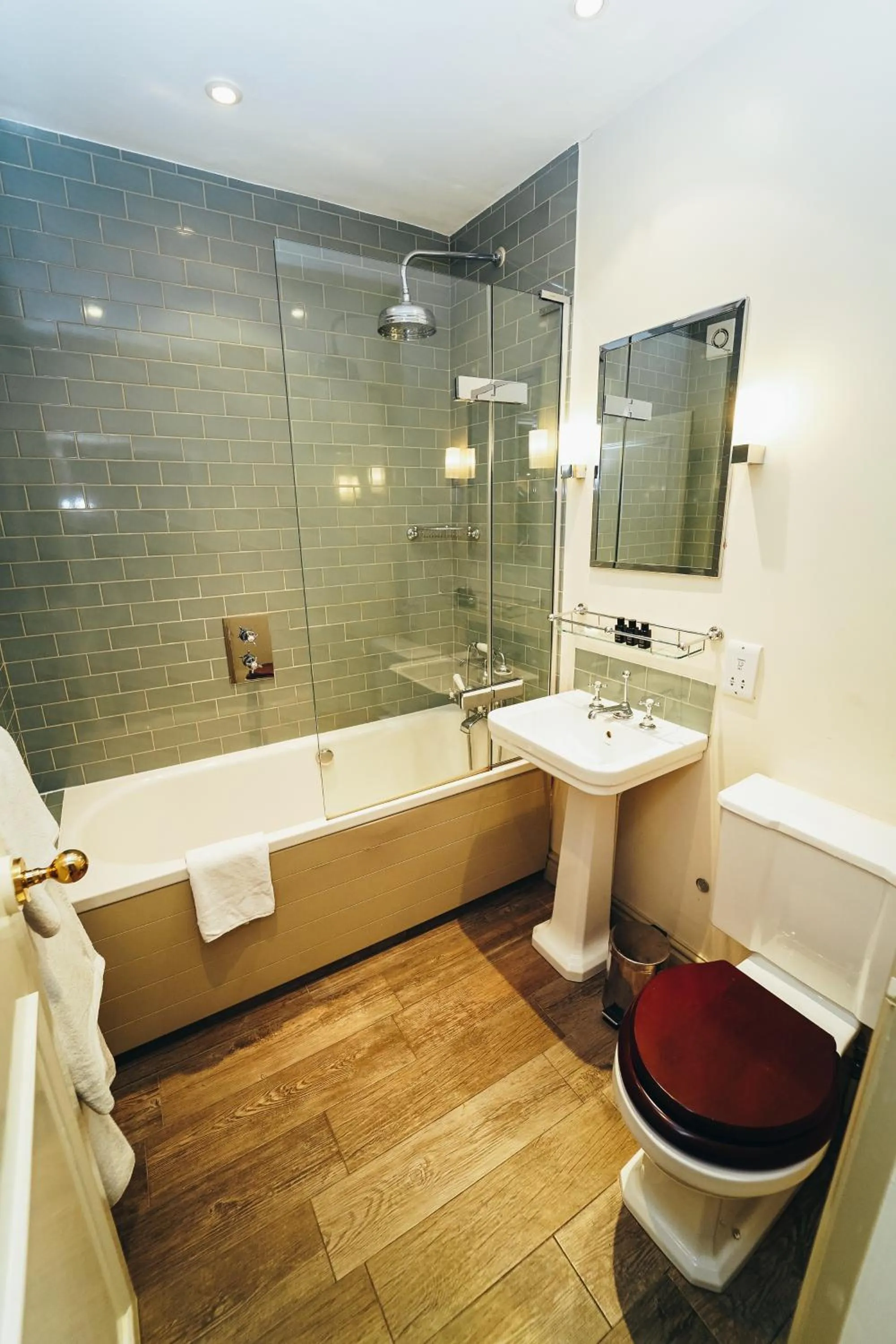 Bathroom in The George