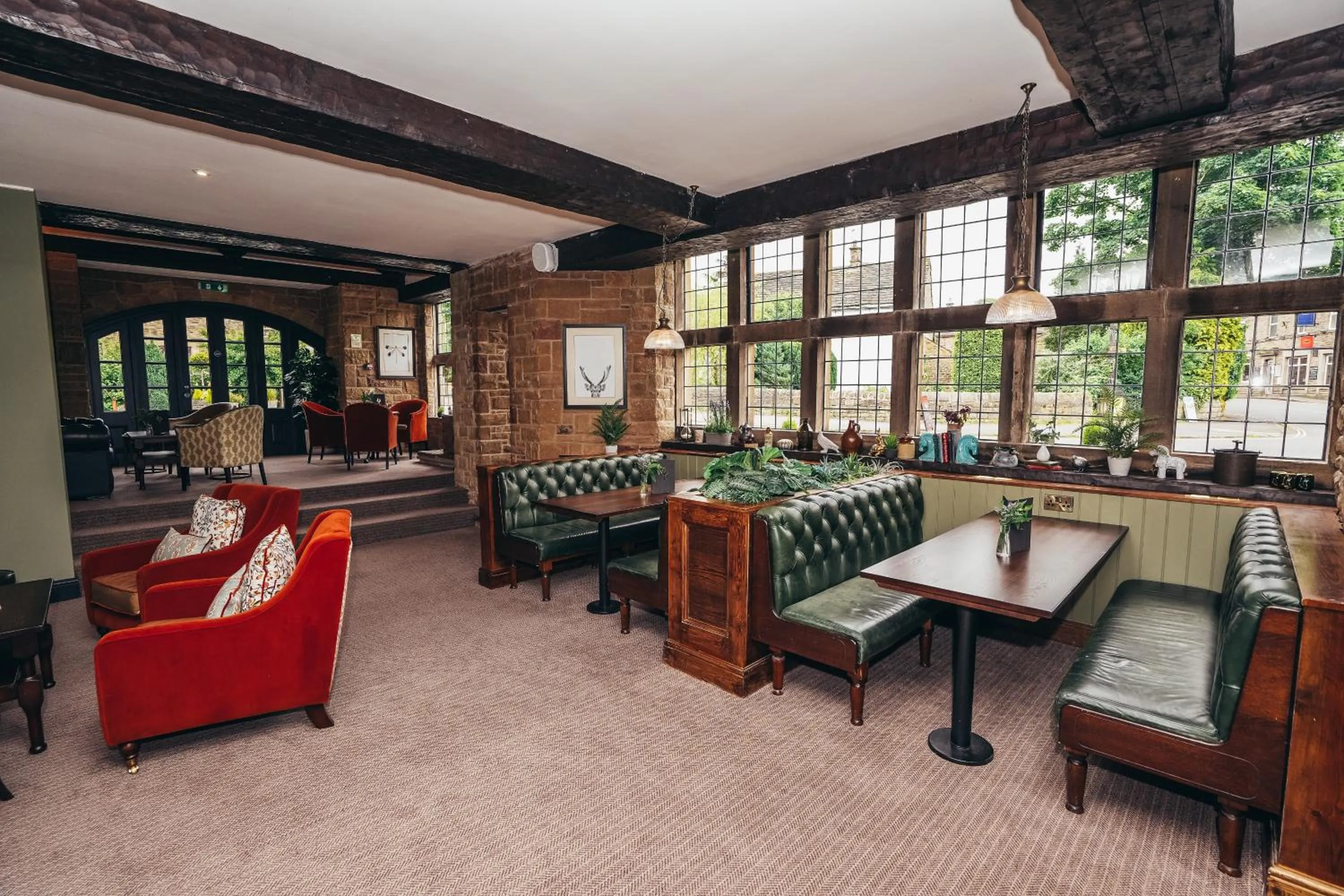 Restaurant/places to eat in The George