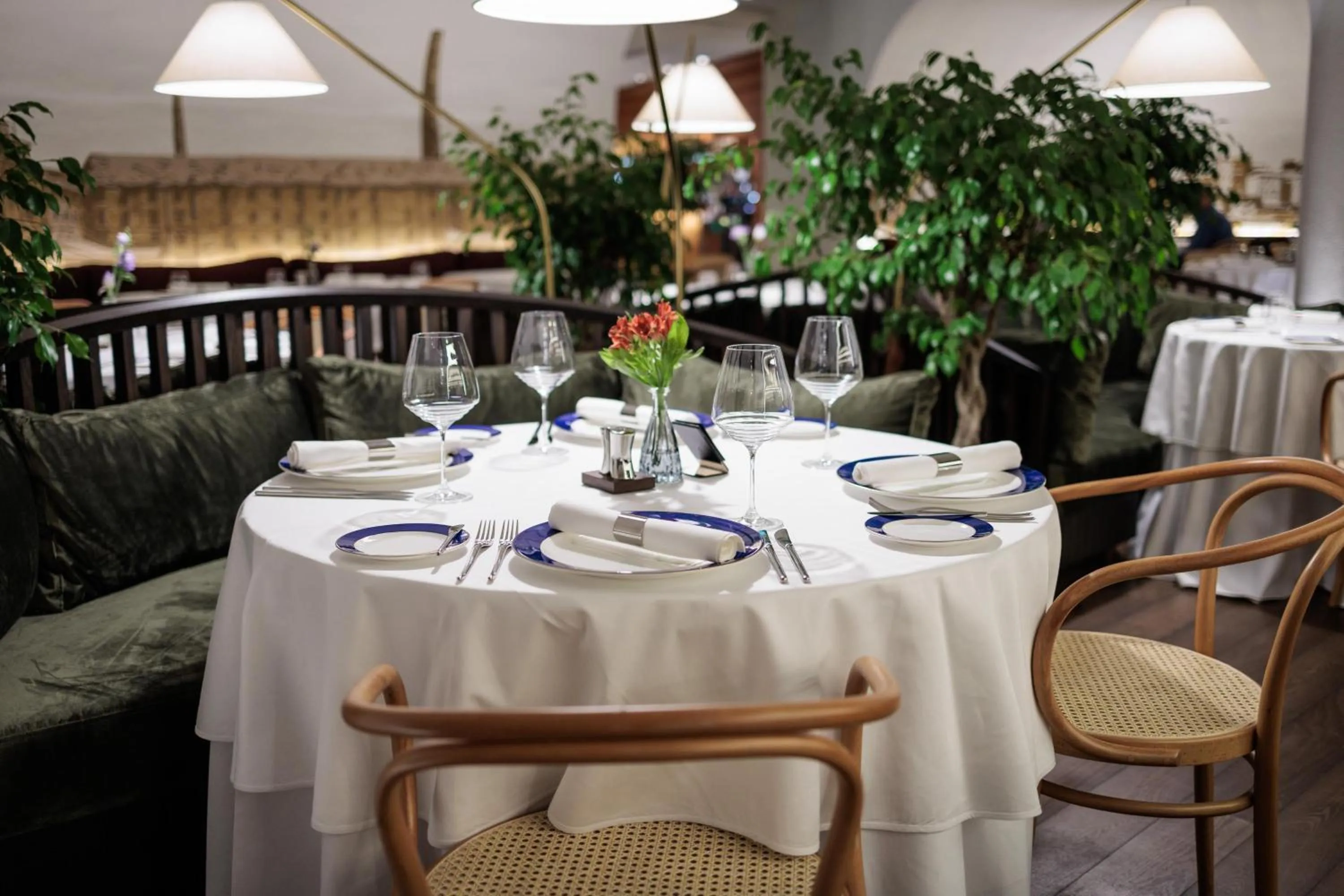 Restaurant/places to eat in Radisson Collection Hotel, Old Mill Belgrade