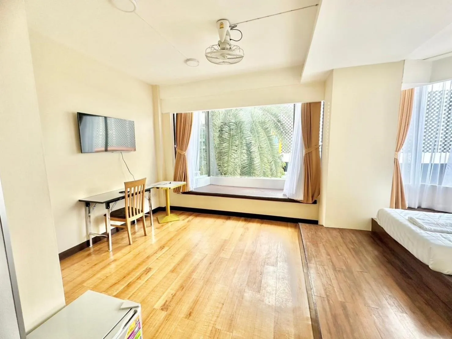 Bed in ABC SO Hotel Bangkok