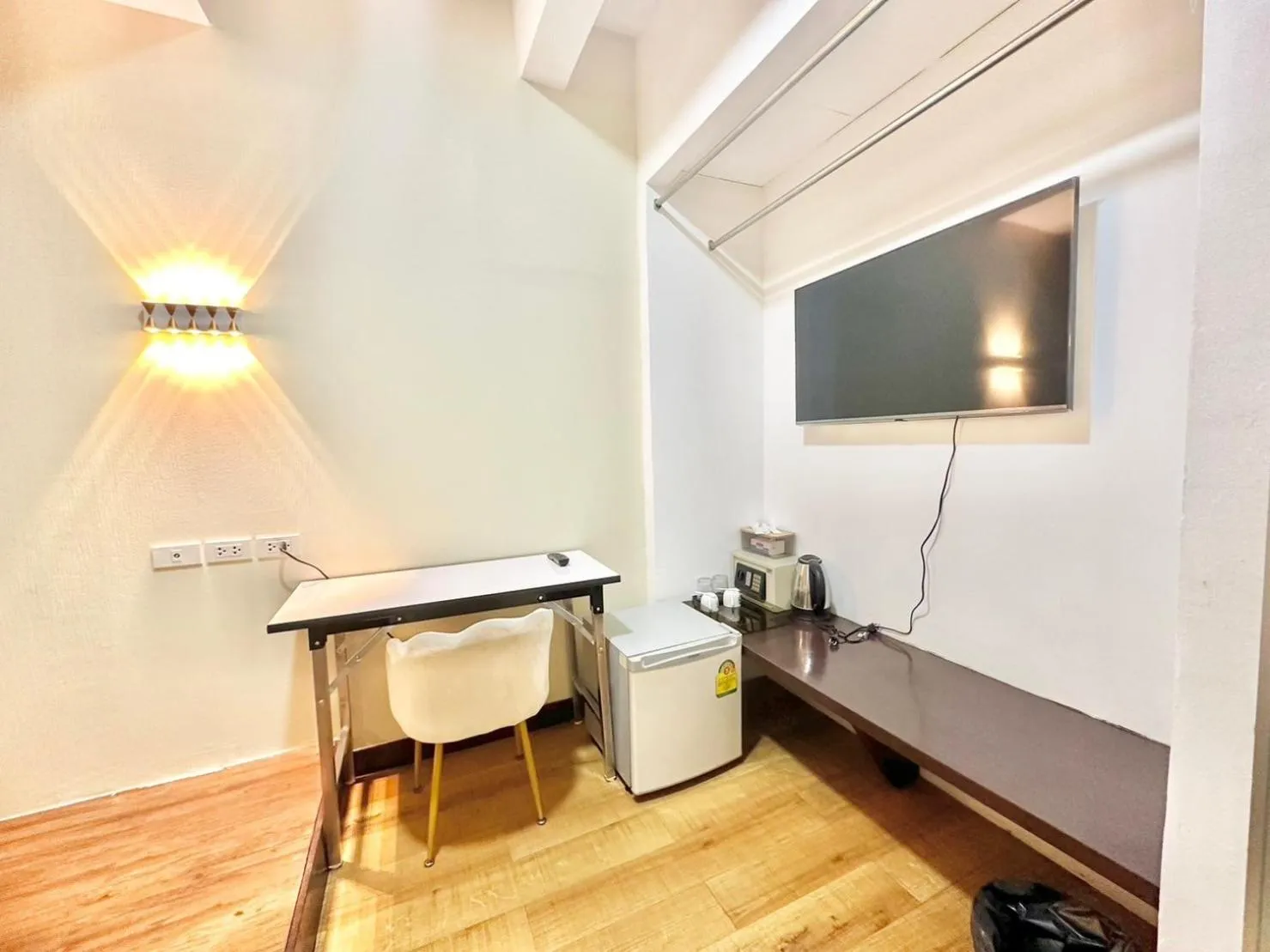 TV and multimedia in ABC SO Hotel Bangkok