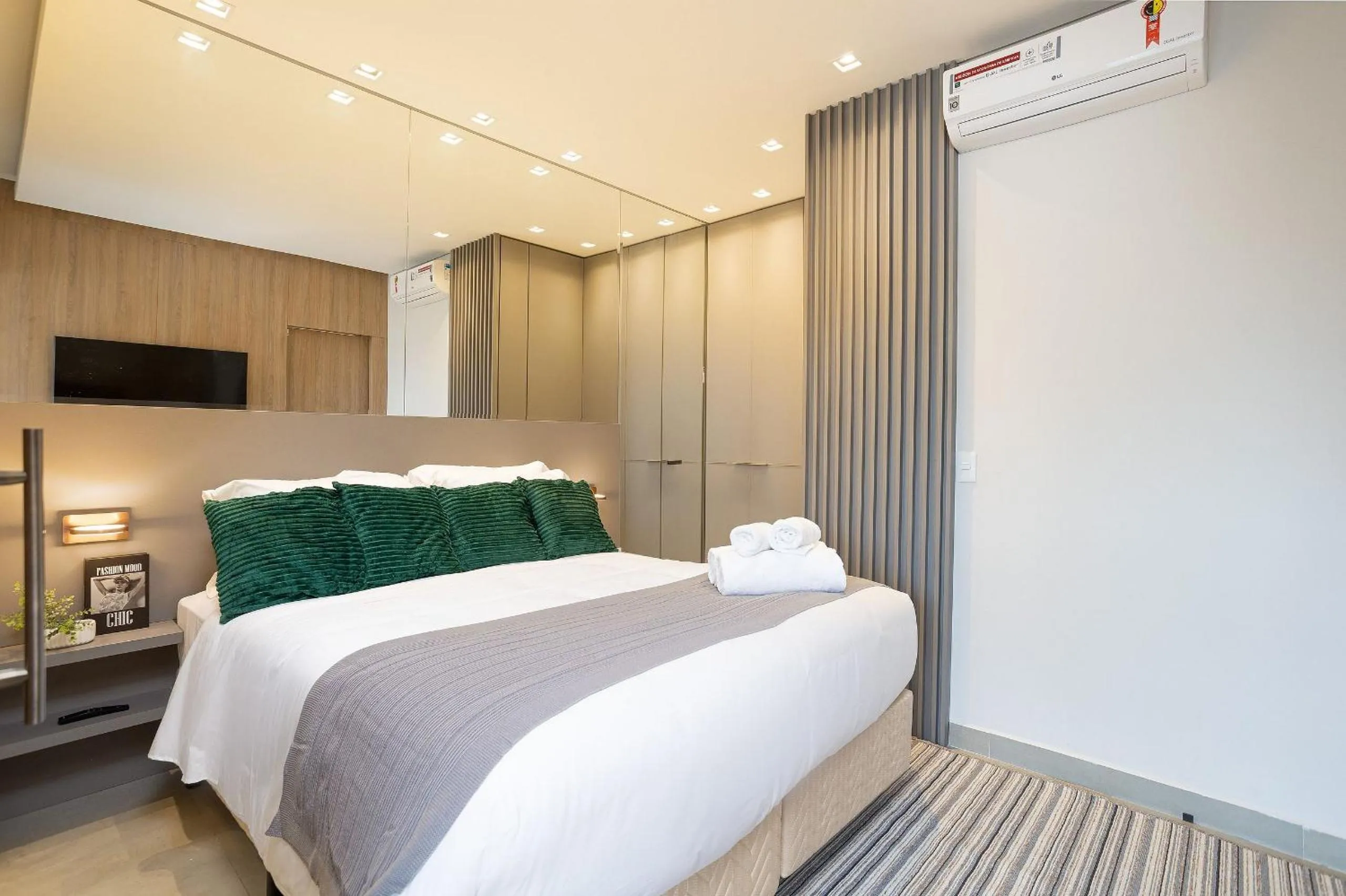 Bedroom, Bed in One Eleven Home And Work By Helbor