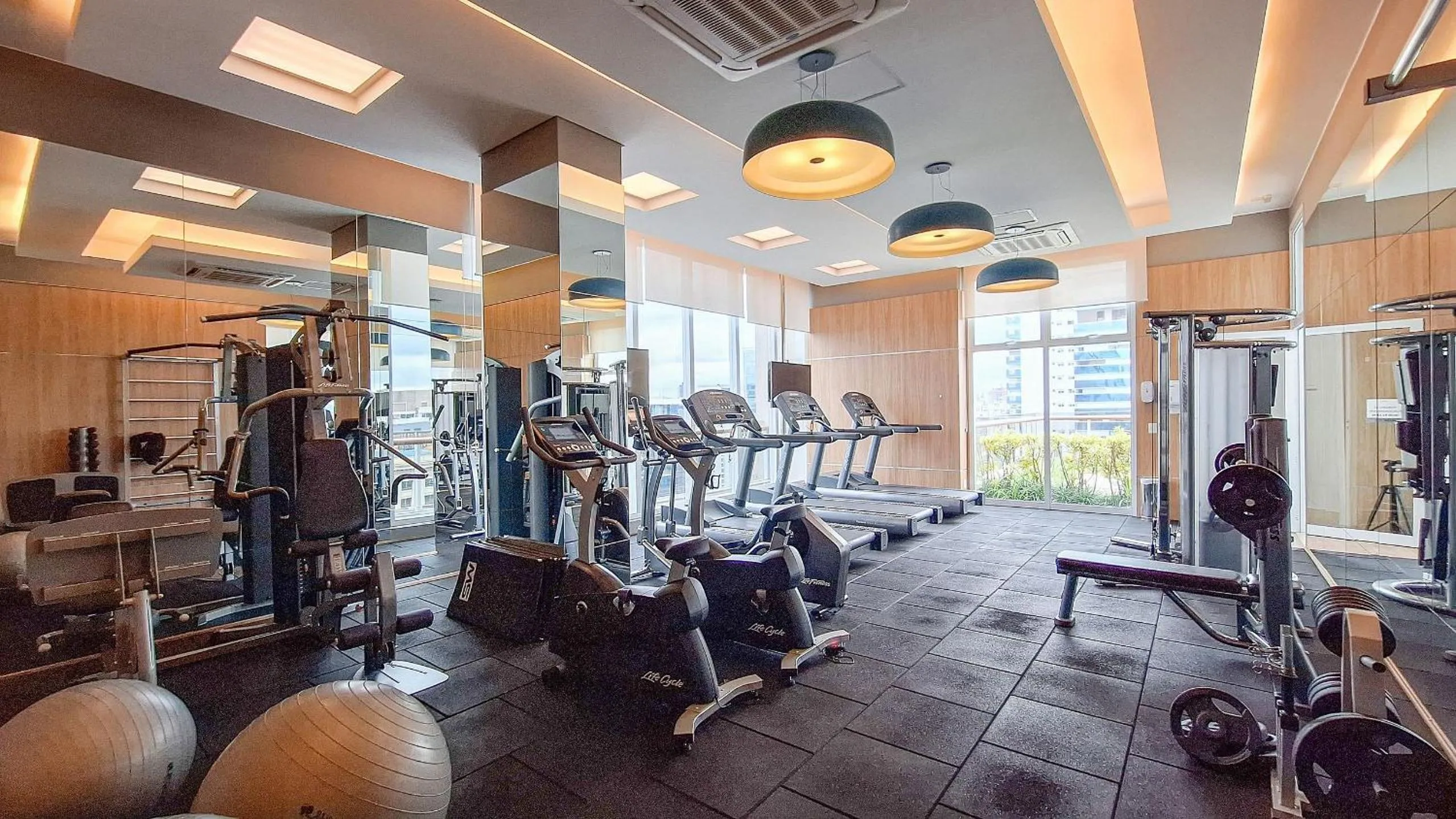 Fitness centre/facilities in One Eleven Home And Work By Helbor