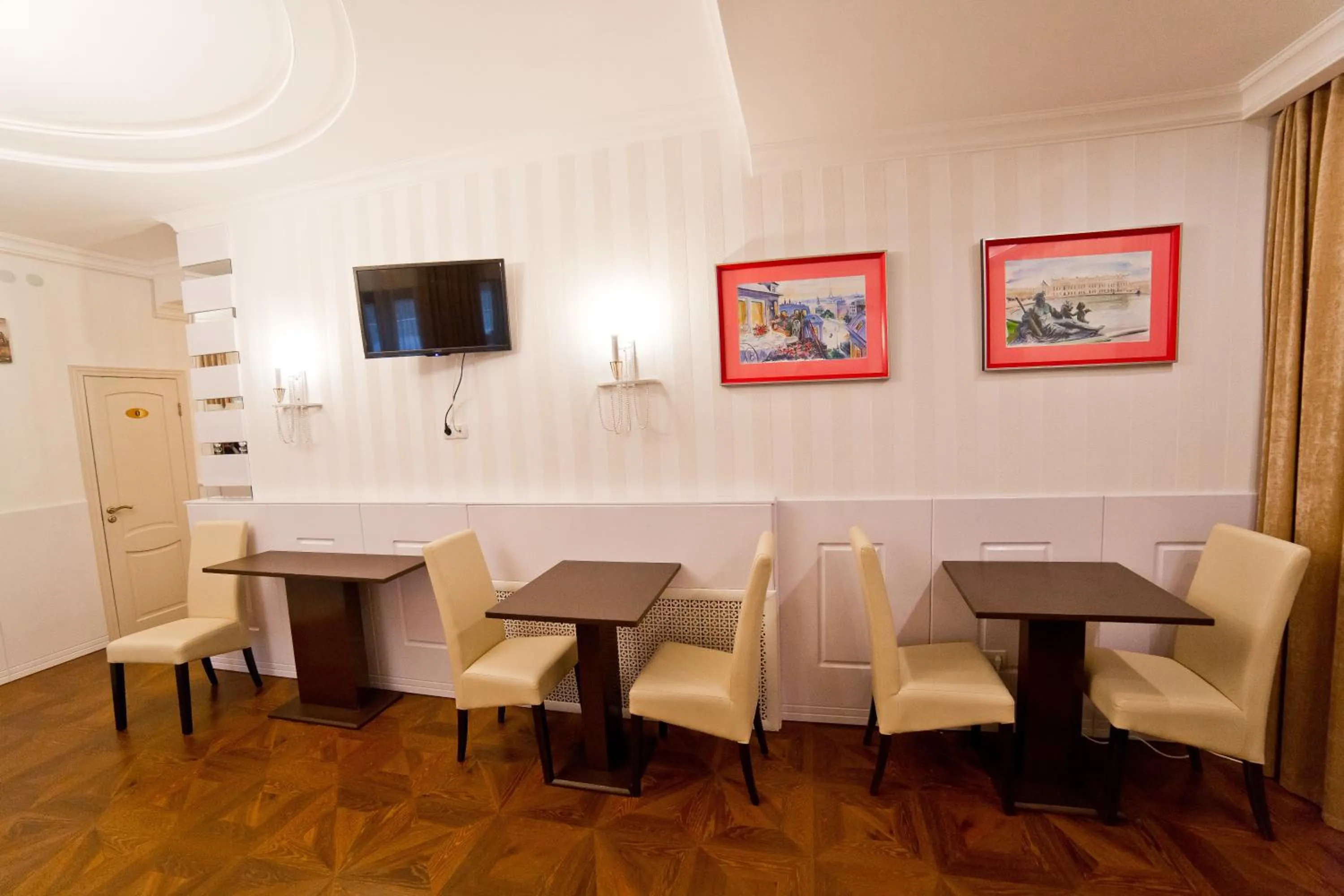 Lobby or reception in Versal Hotel