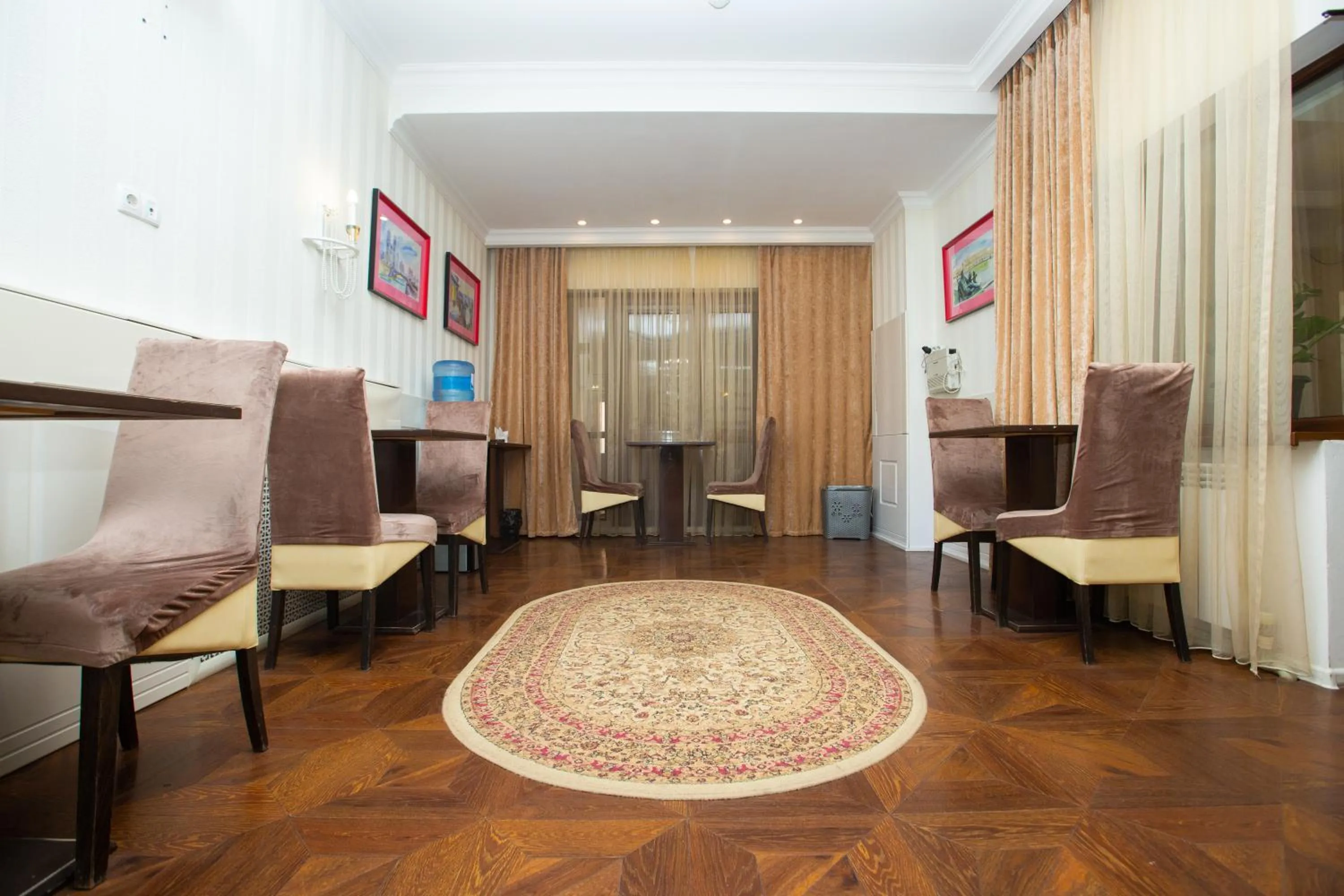 TV and multimedia in Versal Hotel