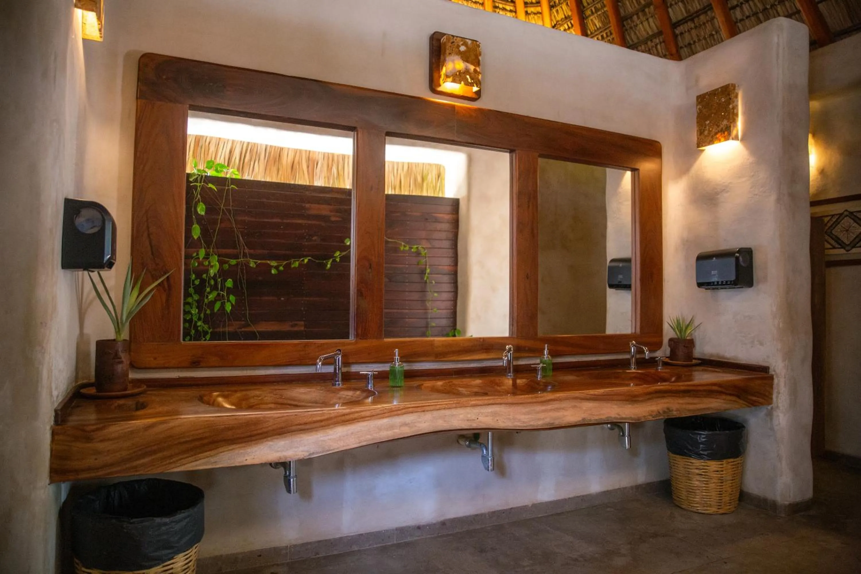 Restaurant/places to eat in El Origen Villas & Spa-Puerto Escondido