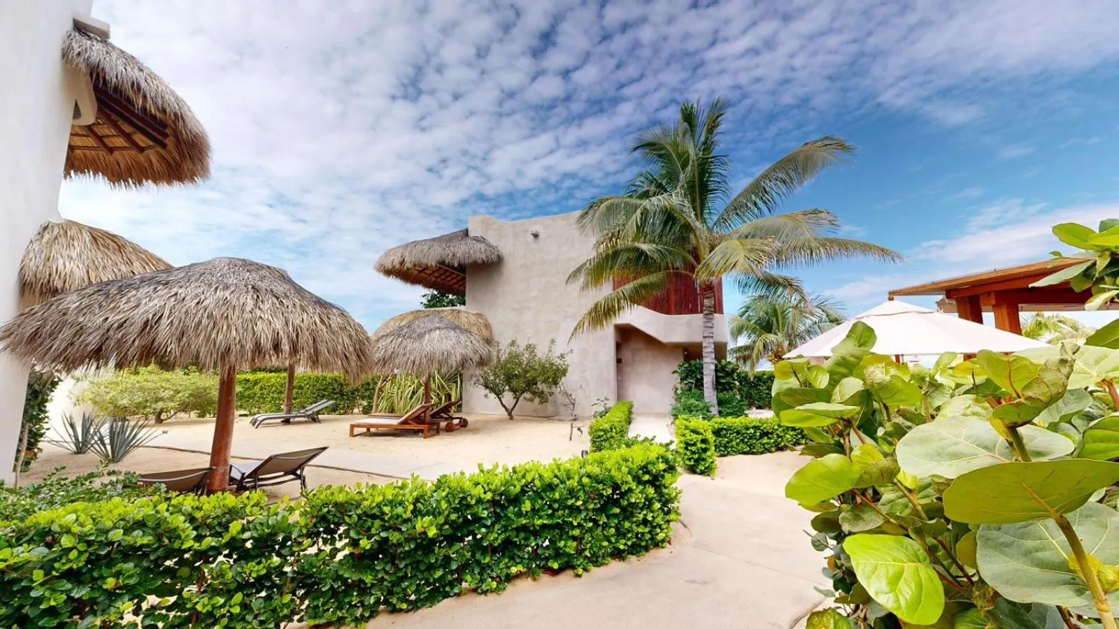 Garden in El Origen Villas & Spa-Puerto Escondido