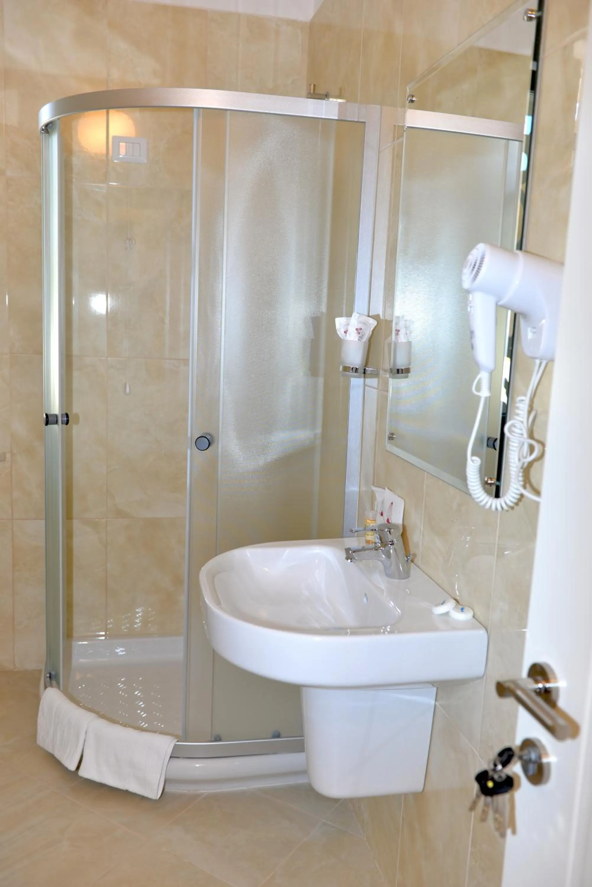 Bathroom in Grand White City Hotel