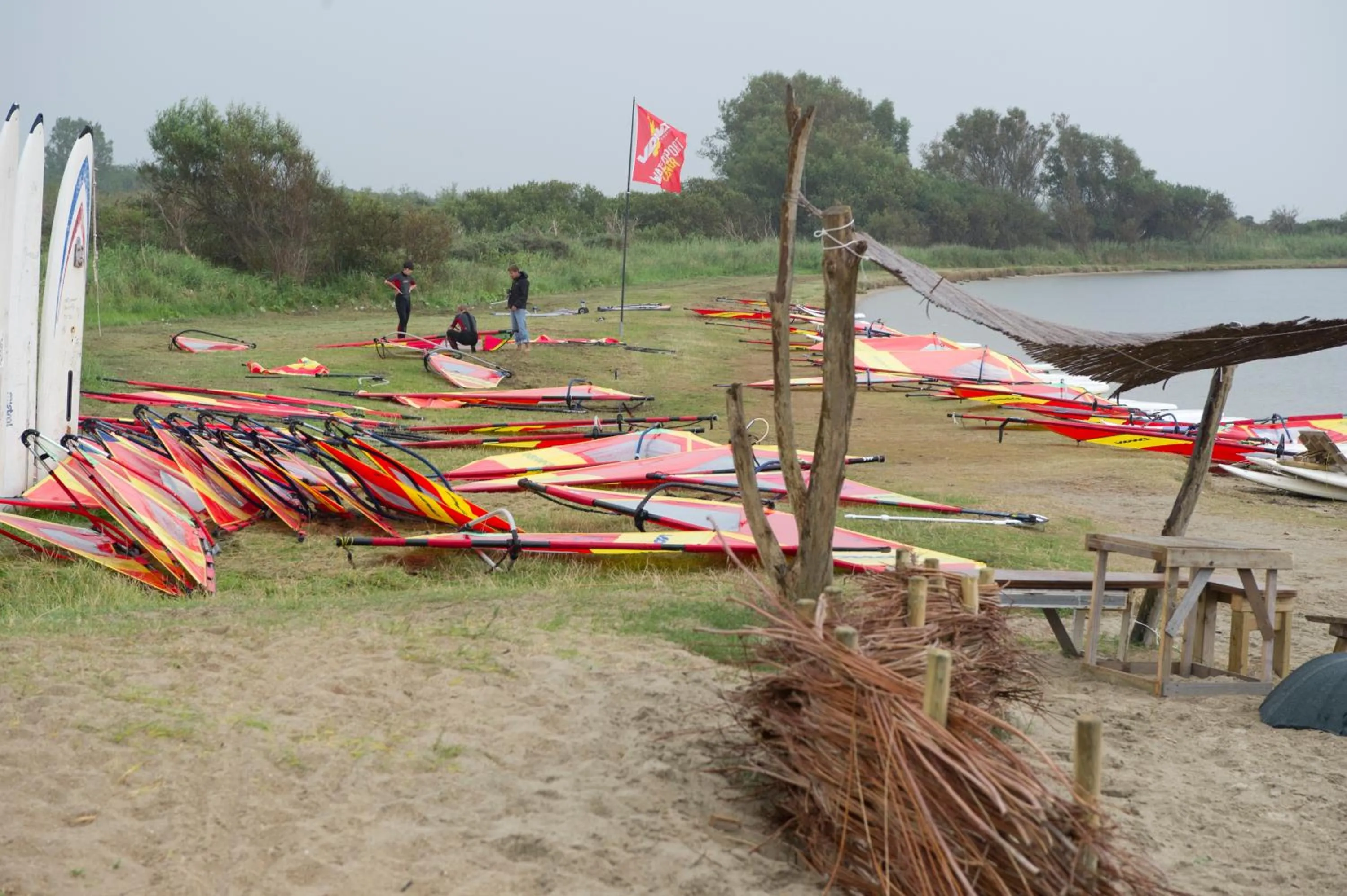 Windsurfing in Hotel Restaurant de Boekanier