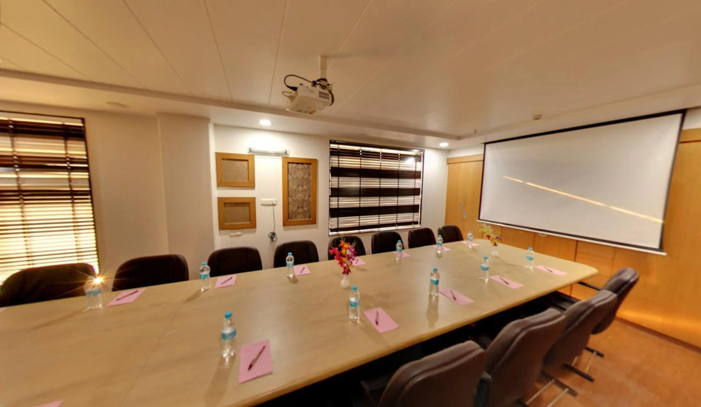 Meeting/conference room in Hotel Royale Ambience