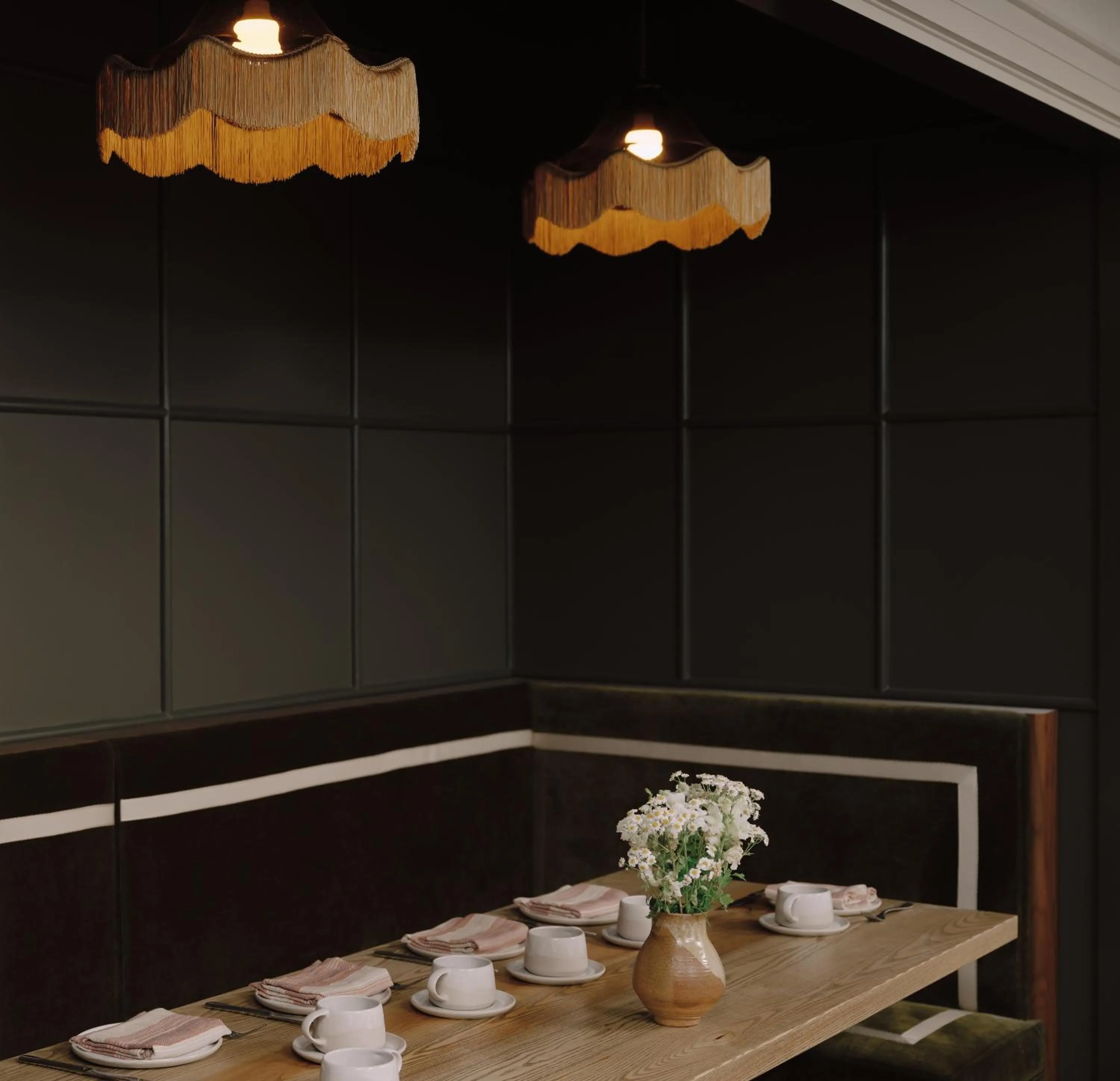 Restaurant/places to eat in Hotel Heron Old Town Alexandria